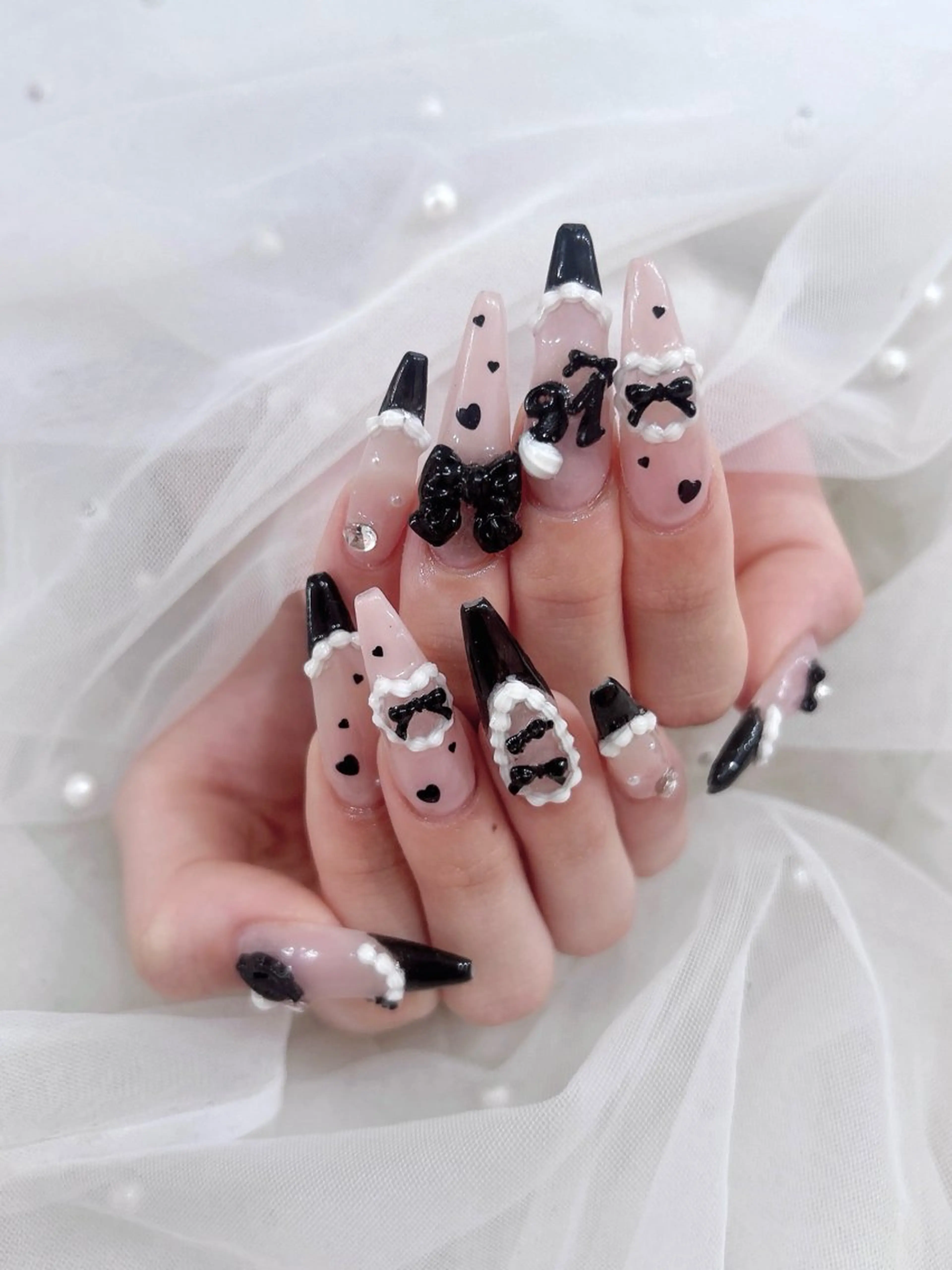 ネイル ハンドネイル 🖤みつき Puty Nailのネイルデザイン