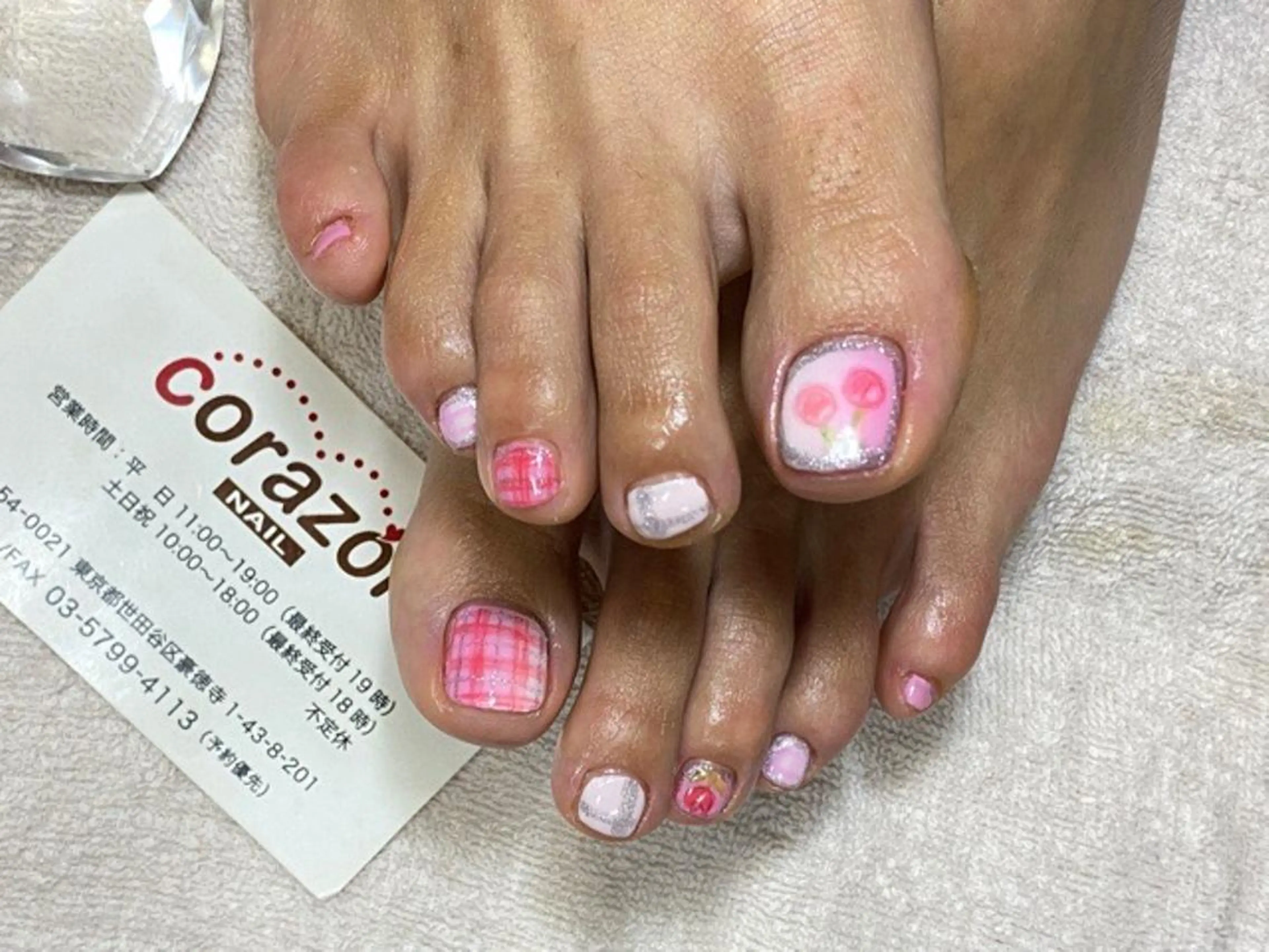 ネイル アートネイル フットネイル グラデーション ピンク フットネイル corazon所属・ネイリスト aicoのネイルデザイン