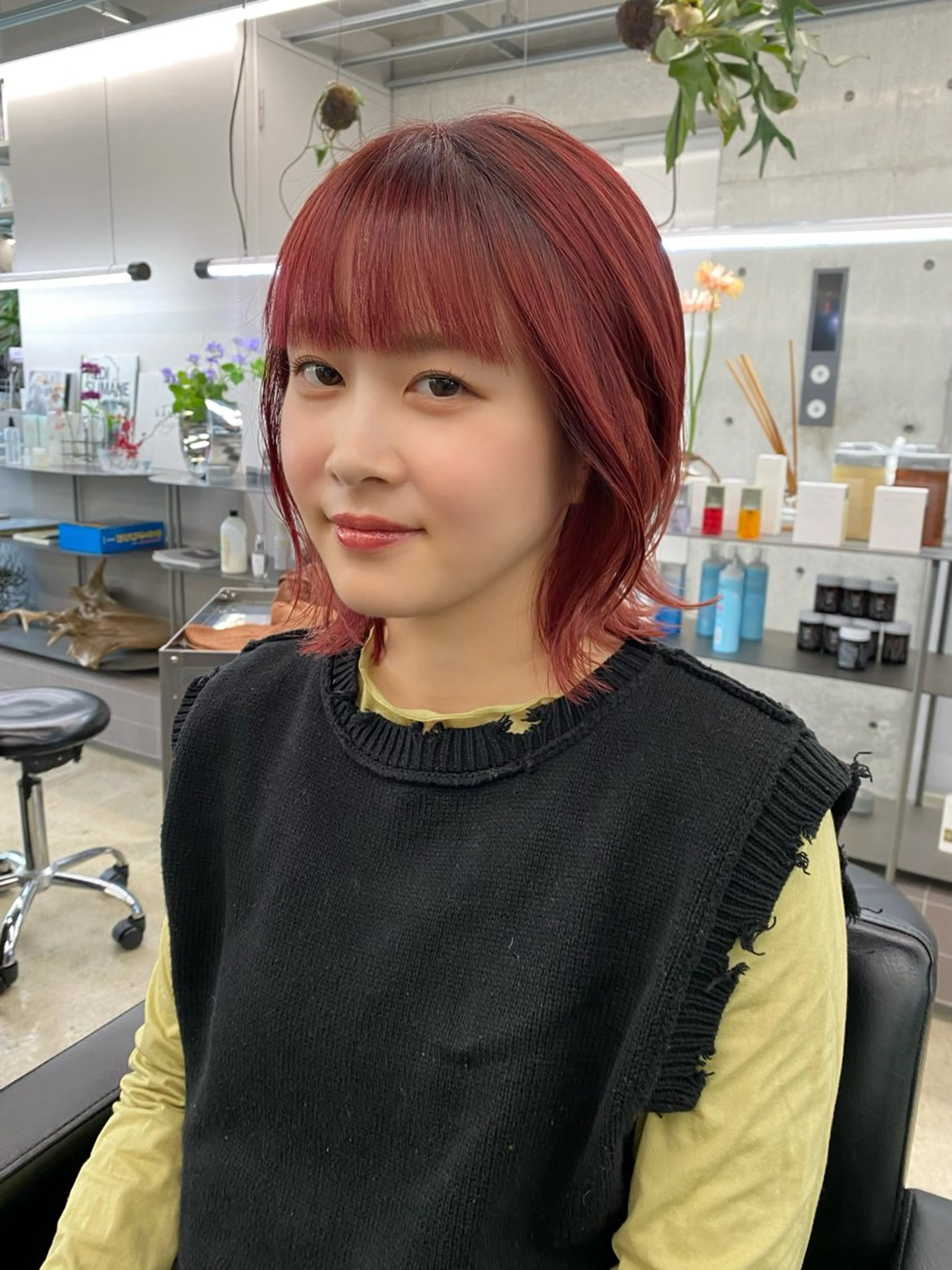 ミディアム カラー ハイトーンカラー レッドカラー ボブ カット ヘアカラー トリートメント 似合わせカット レイヤー/ボブのヘアスタイル