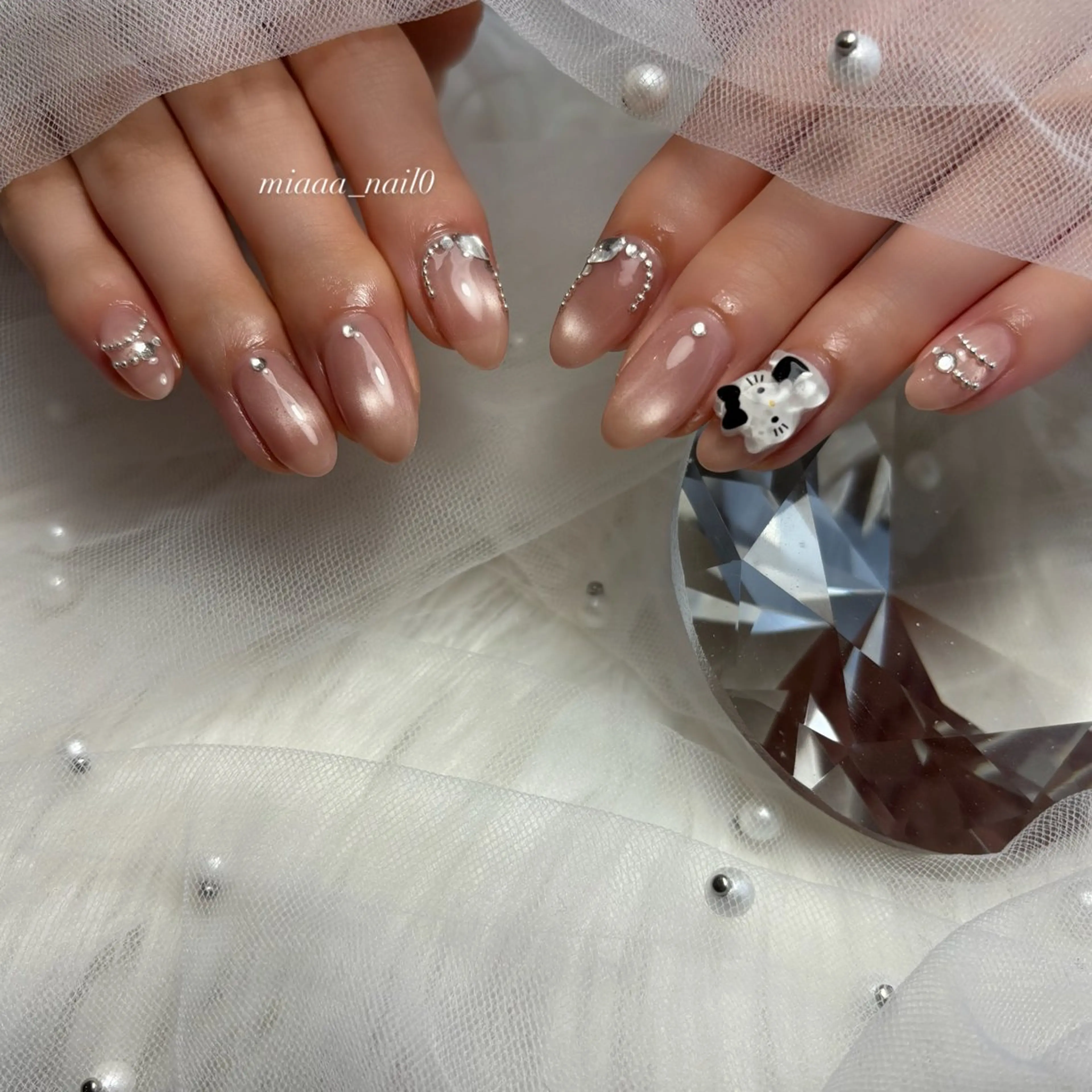 ネイル M  NAIL所属・Mia'nail 👄のネイルデザイン