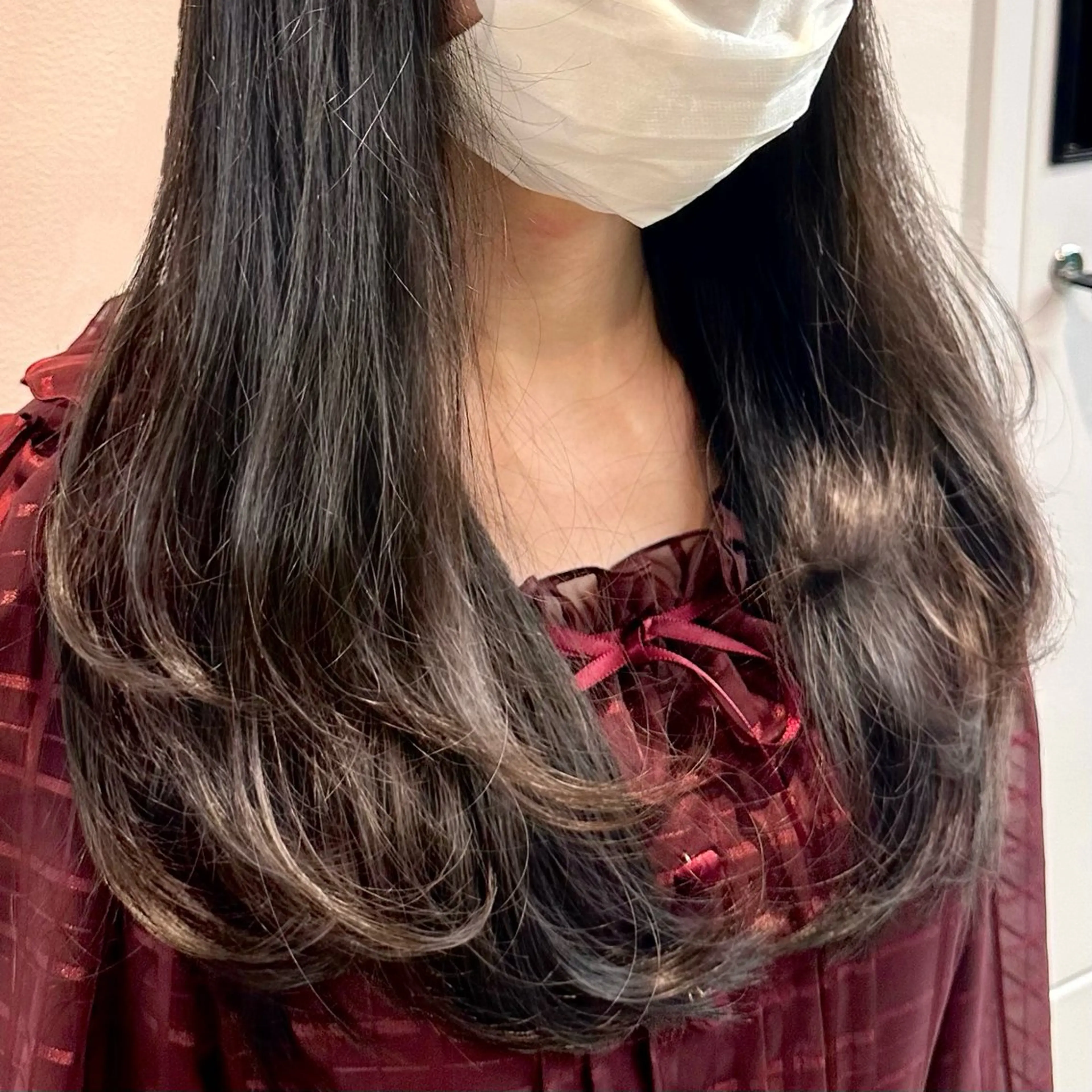 ロング レイヤーカット ローレイヤー 韓国風レイヤーカット 根来悠斗のヘアスタイル