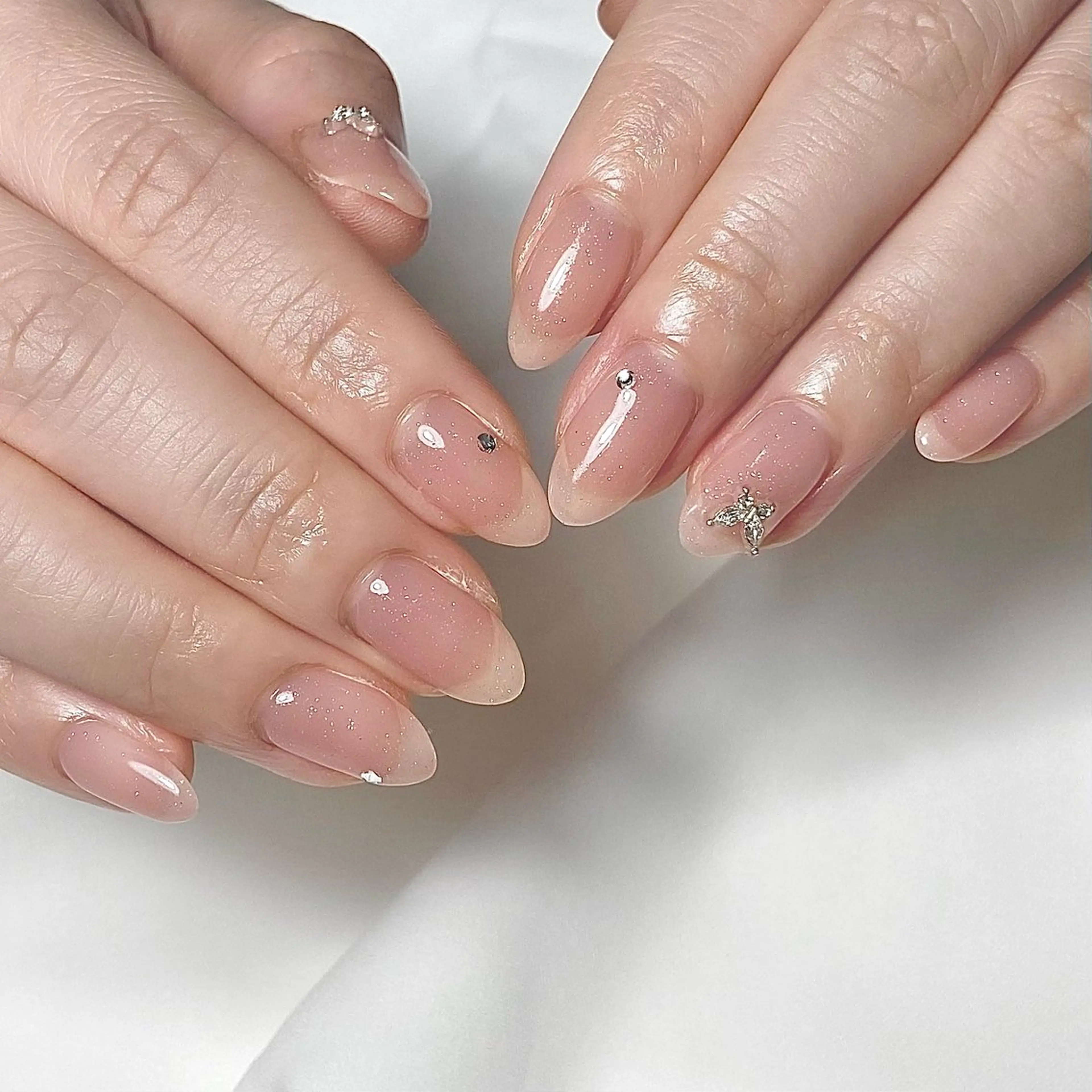 ネイル enu所属・mana 🎀のネイルデザイン