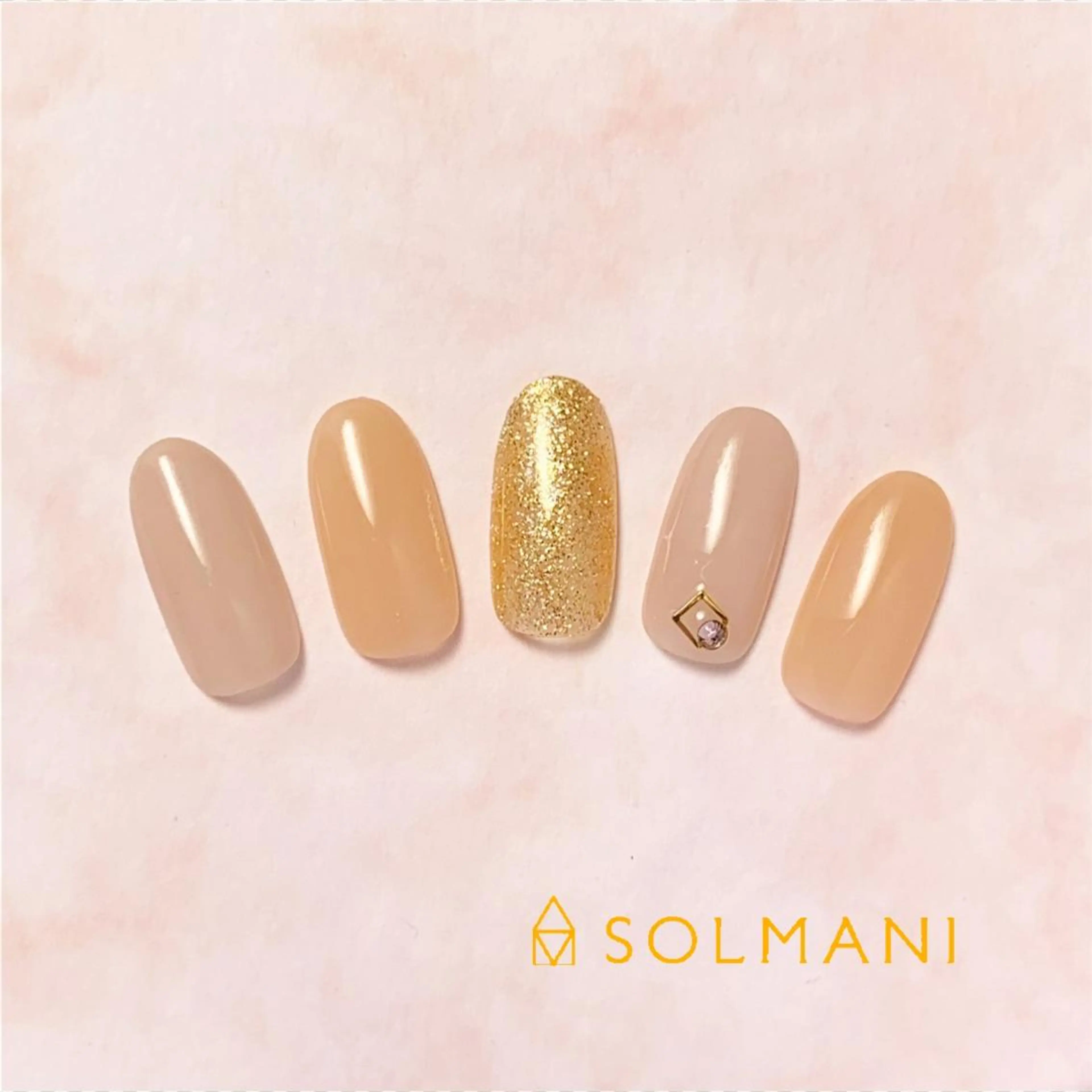 ネイル シンプルネイル SOLMANI 予約担当のネイルデザイン