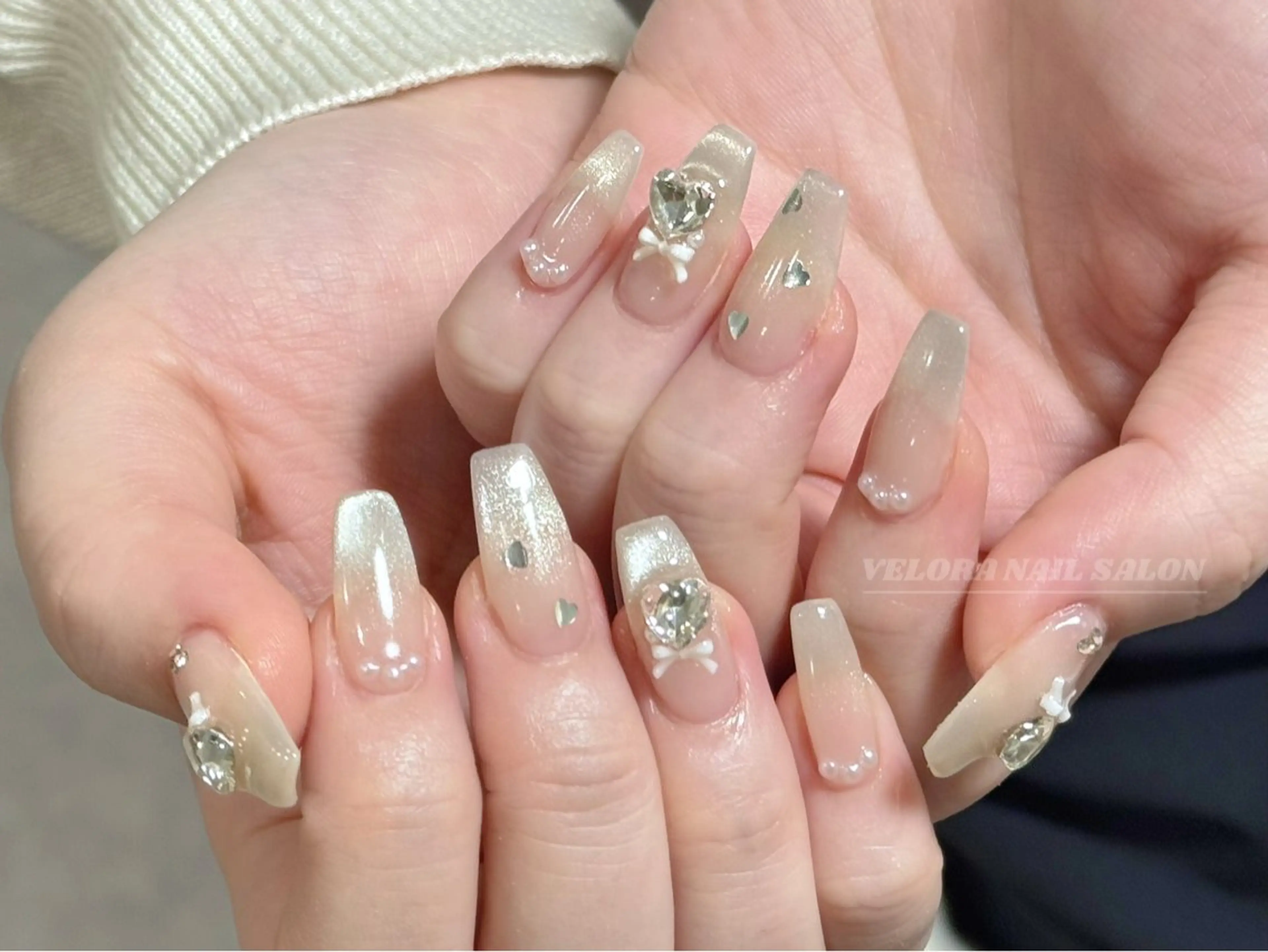 ネイル 長さ出し フレンチネイル ジェルネイル キラキラネイル 韓国ネイル ハンドネイル RINA NAILのネイルデザイン