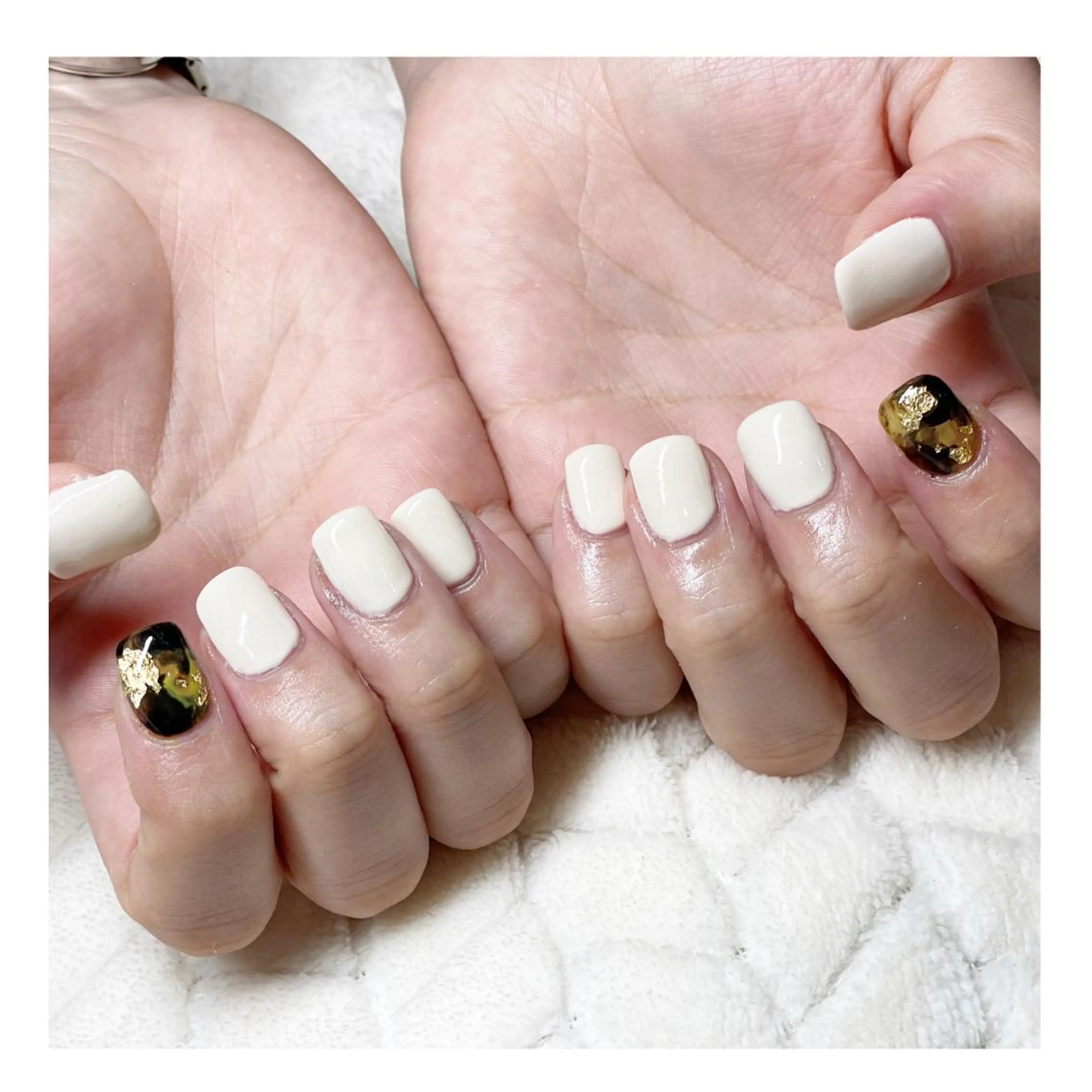 ネイル アートネイル ジェルネイル ニュアンスネイル ワンカラーネイル シンプルネイル ハンドネイル LaLa Peach 福岡のマツエク・マツパデザイン