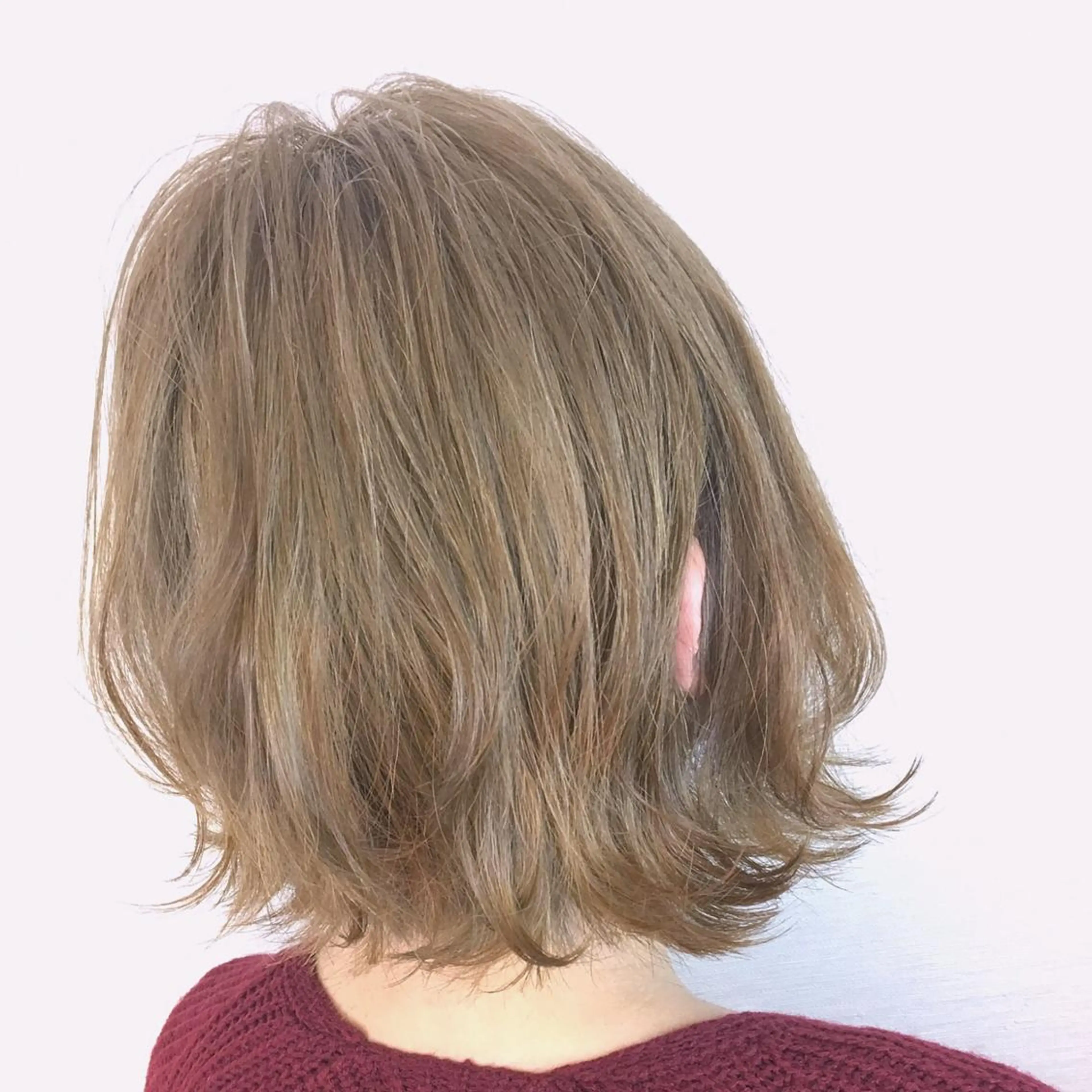 ショート 卒業式のヘアスタイル ブリーチなしダブル/ レイヤーカット 小棹のヘアスタイル