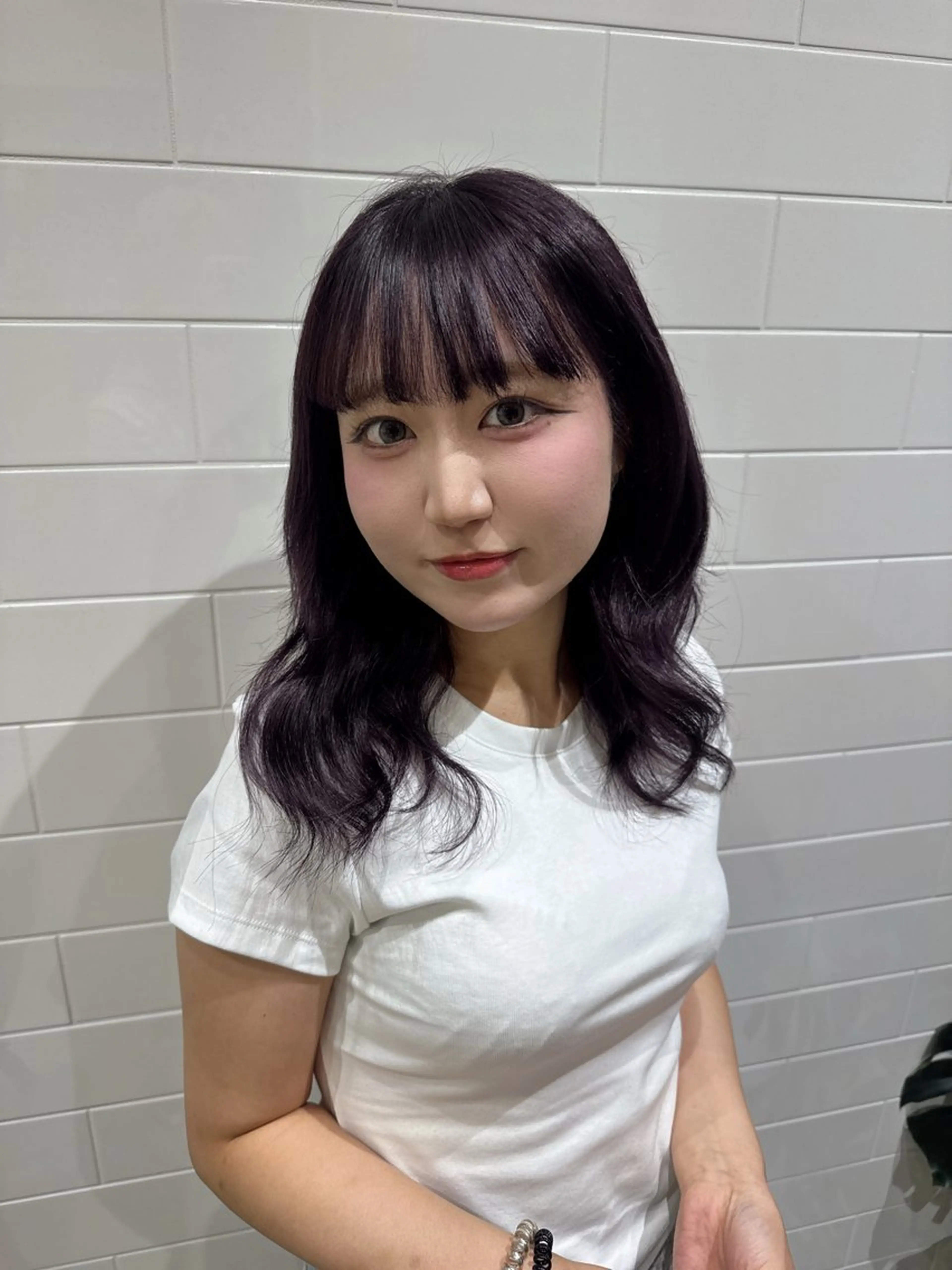 ミディアム ヘアカラー 𝐋𝐞𝐞天王寺 𝐁𝐢𝐚𝐧のヘアスタイル