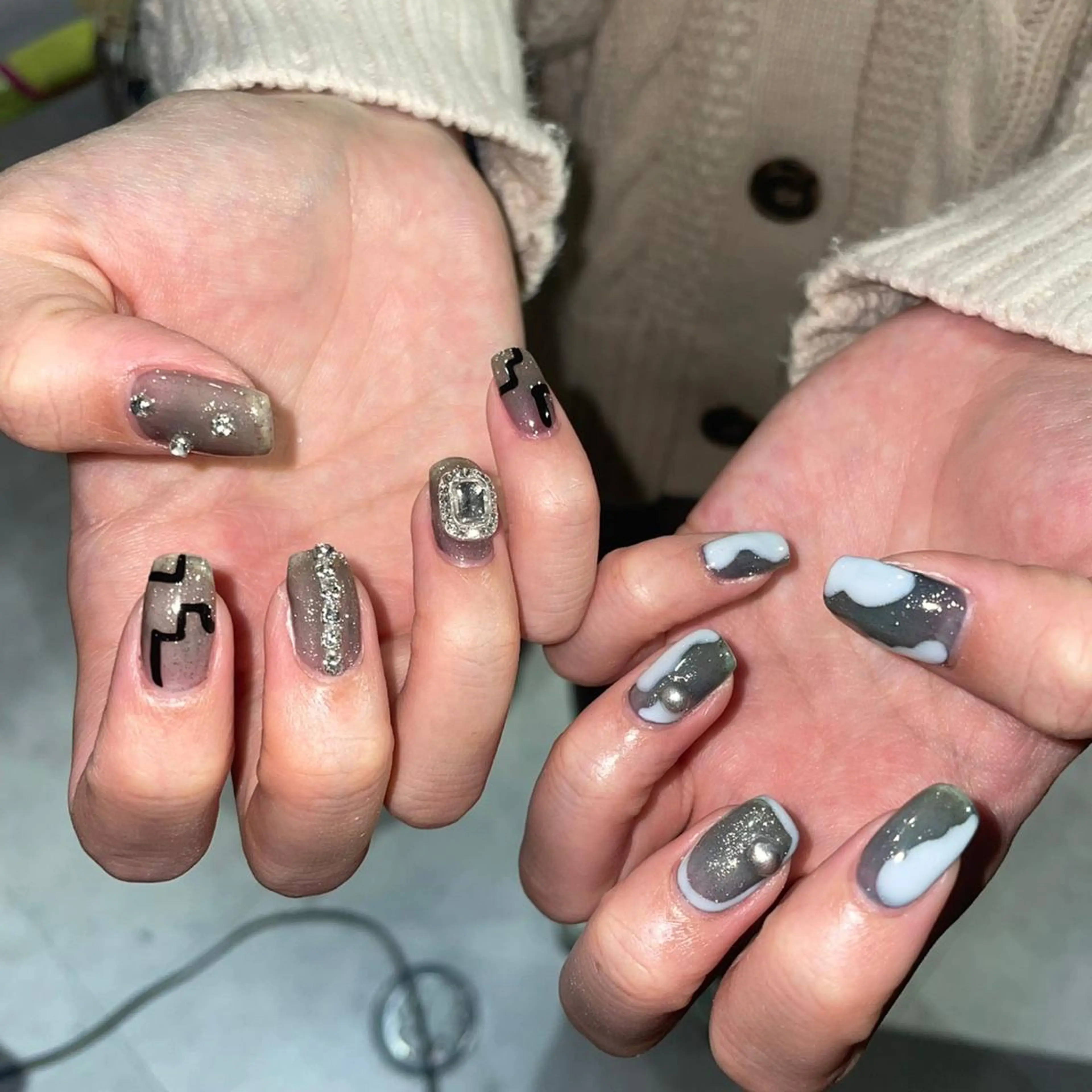 ネイル 🪐富島彩夏 /海外nail🪐のネイルデザイン