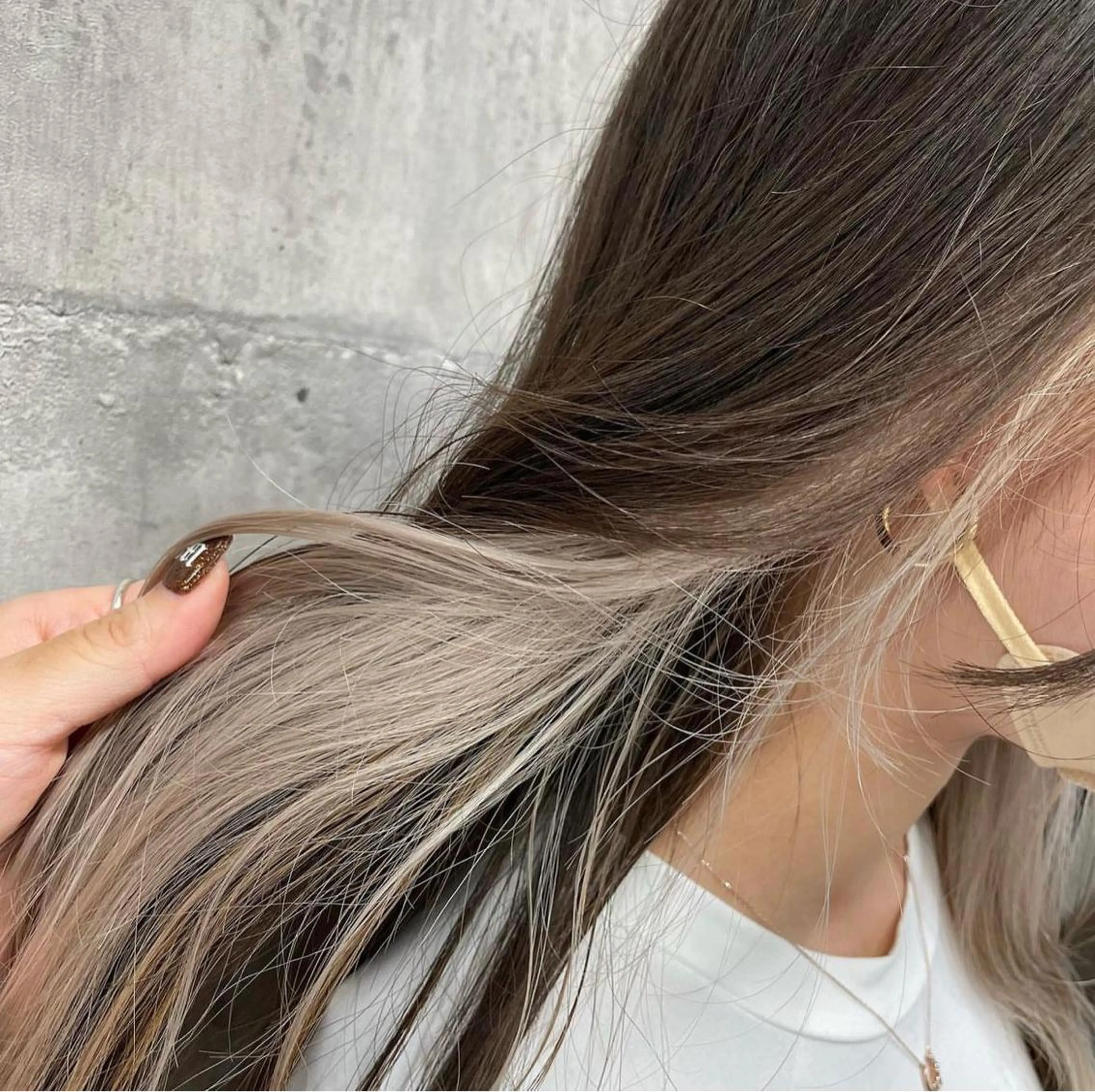 セミロング カラー ヘアカラー トリートメント ヘッドスパ ヘアセット Qin shaire salon 原宿店所属・レイヤーカット 韓国ヘアayameのヘアスタイル