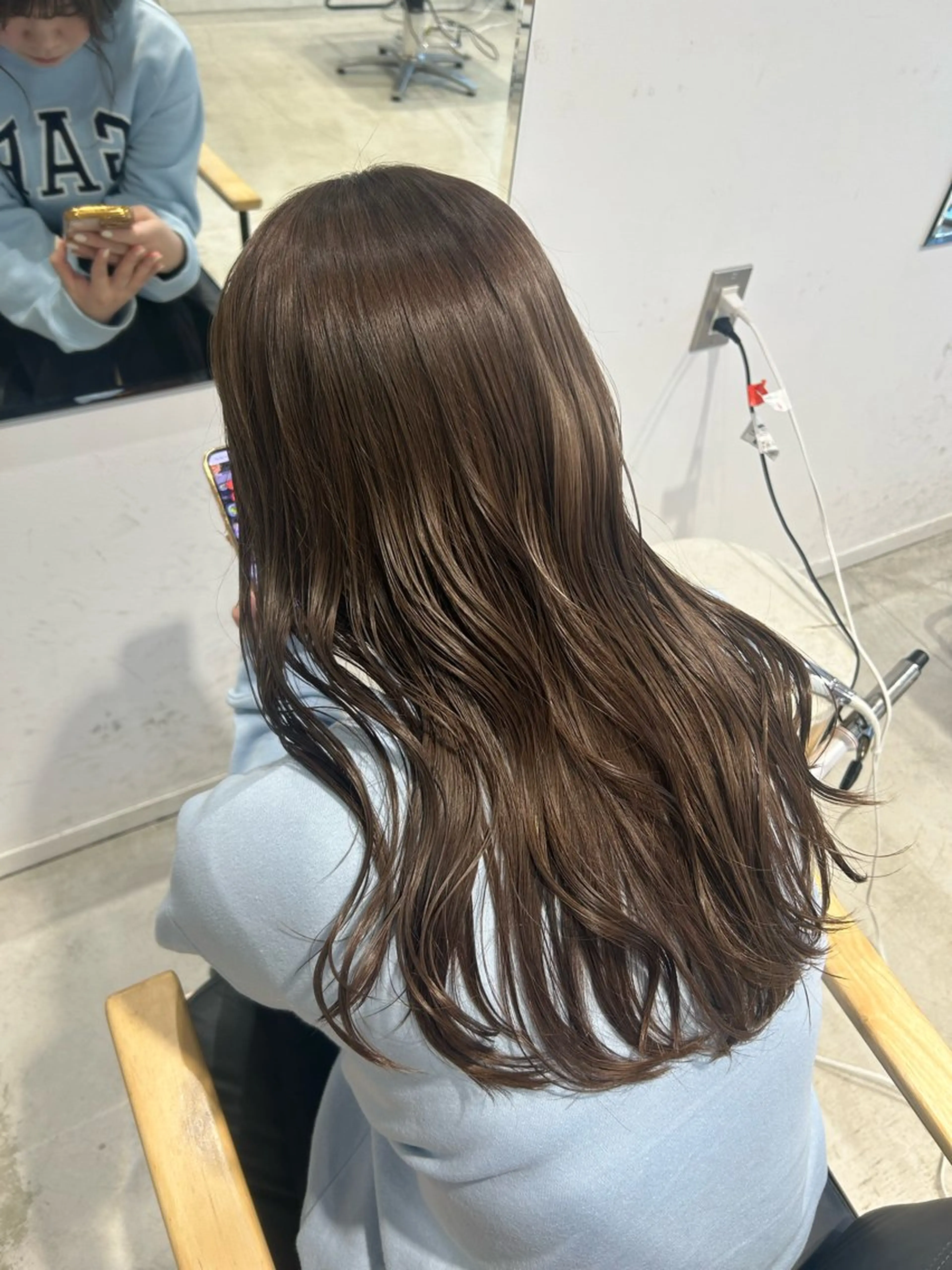 カラー ベージュカラー オリーブベージュ ながい りなのヘアスタイル
