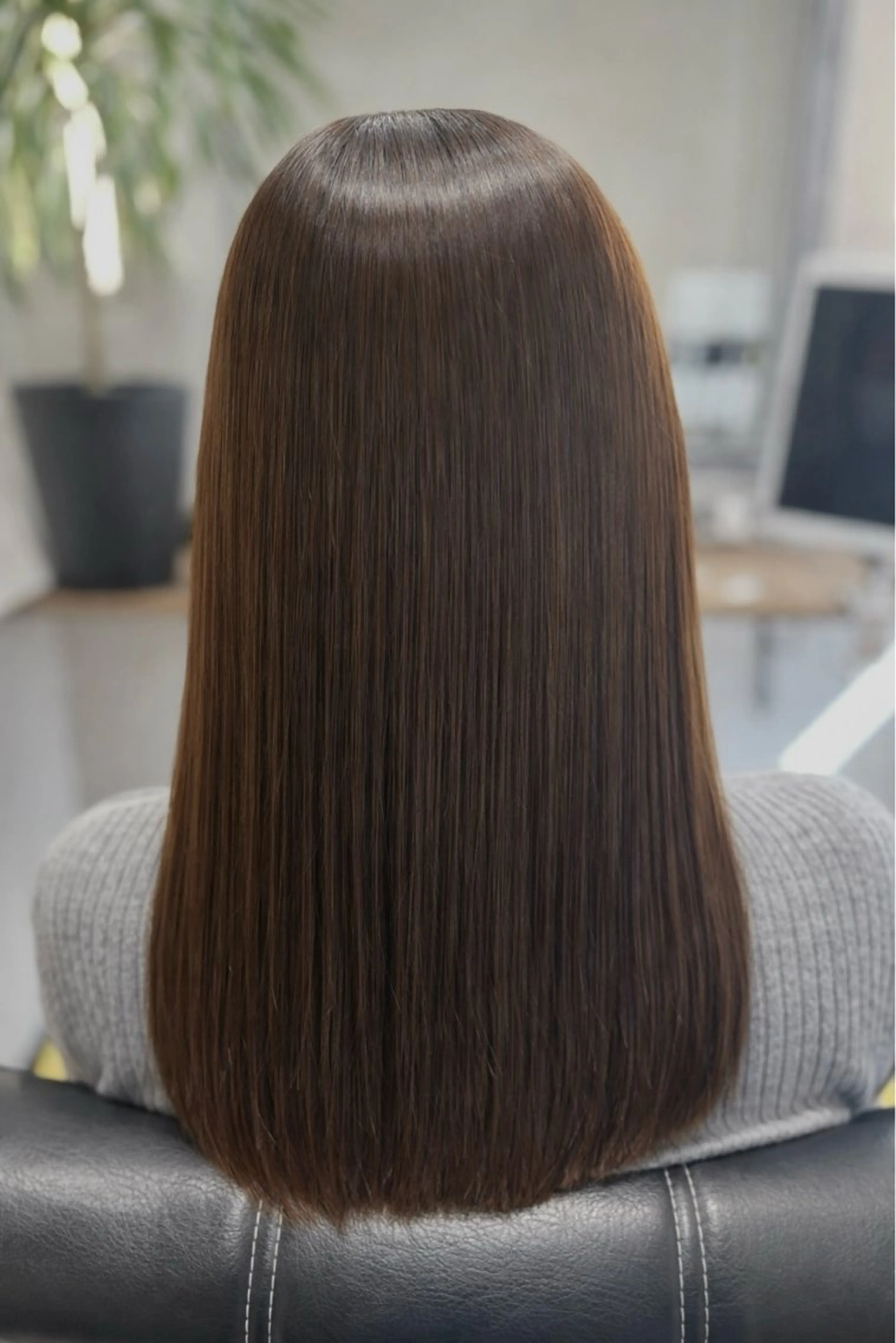 ミディアム カット ヘアカラー 白鳥 正孝のヘアスタイル