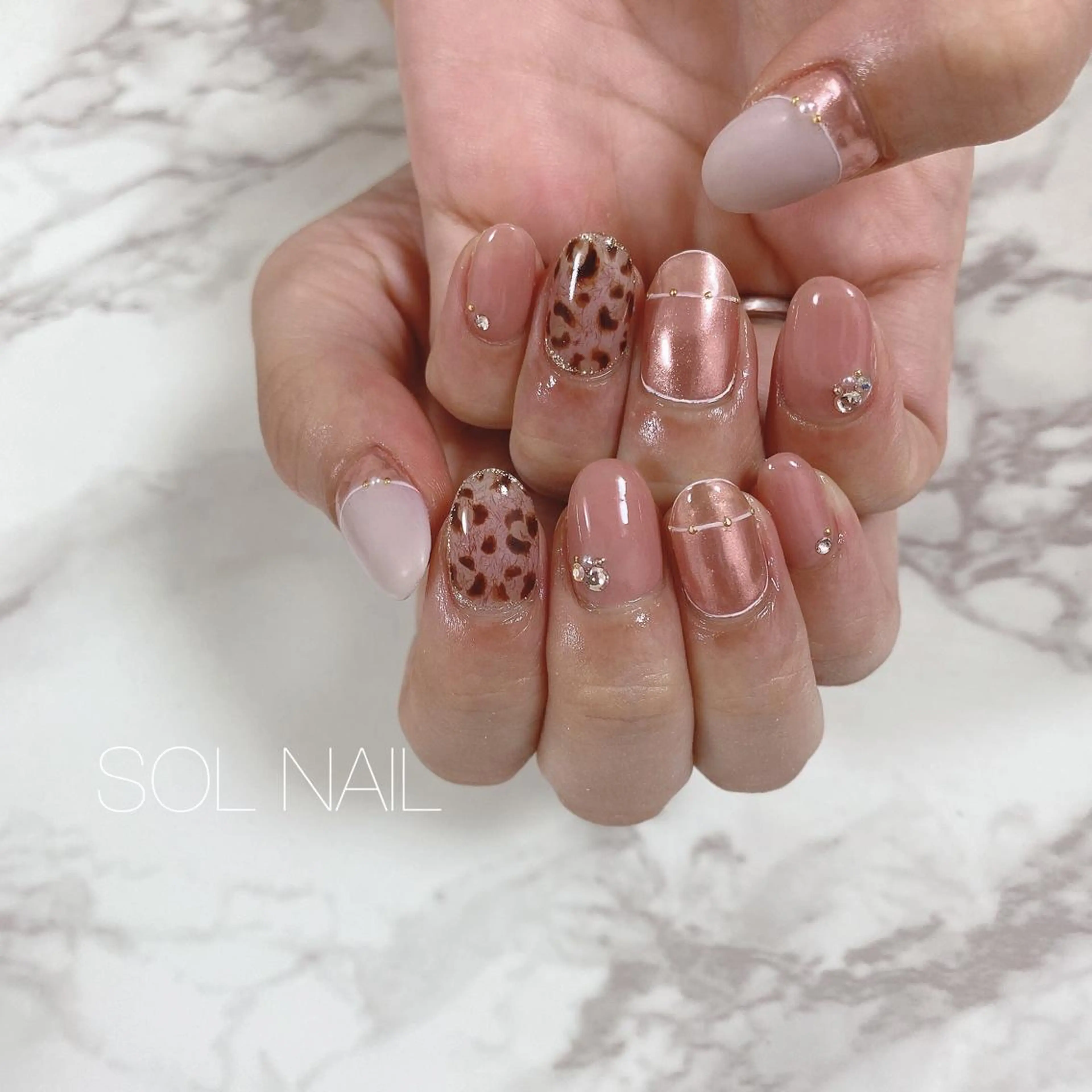 ネイル ミラーネイル SOL NAILのネイルデザイン