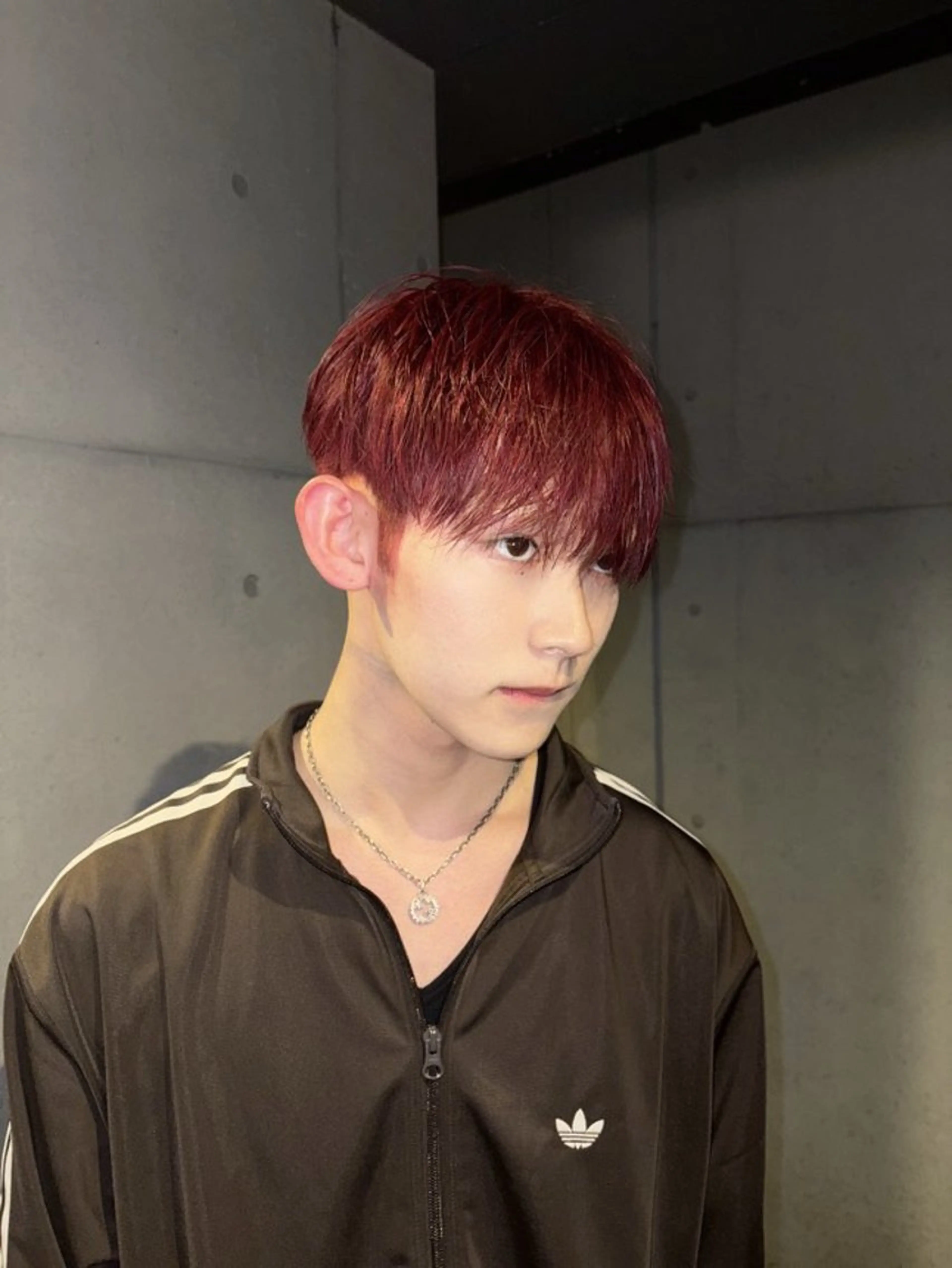 ショート カラー メンズ カット ヘアカラー だいち/ブリーチ/ レイヤーカットのヘアスタイル