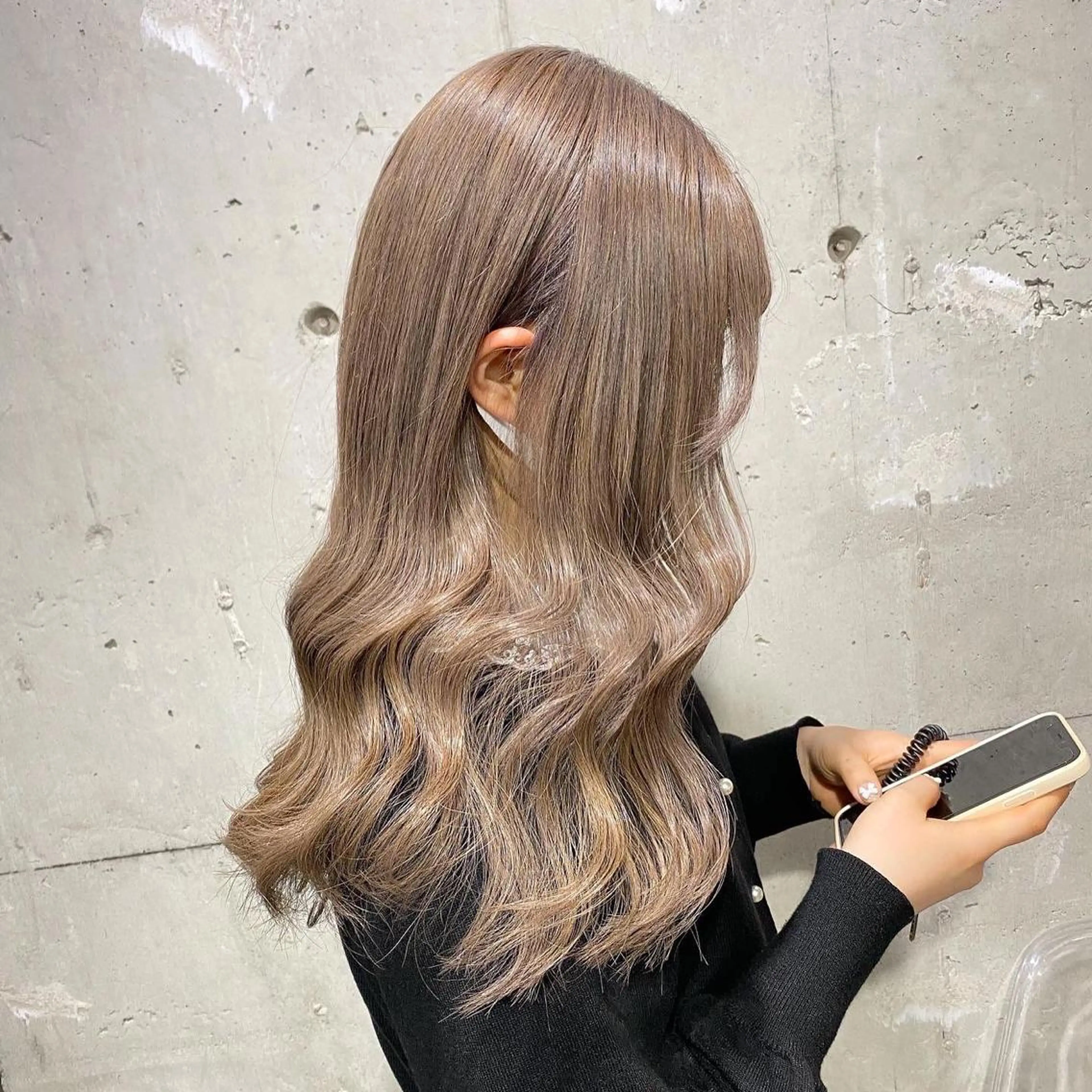 セミロング カラー エフェクトブリーチ 🌟前澤啓太朗のヘアスタイル