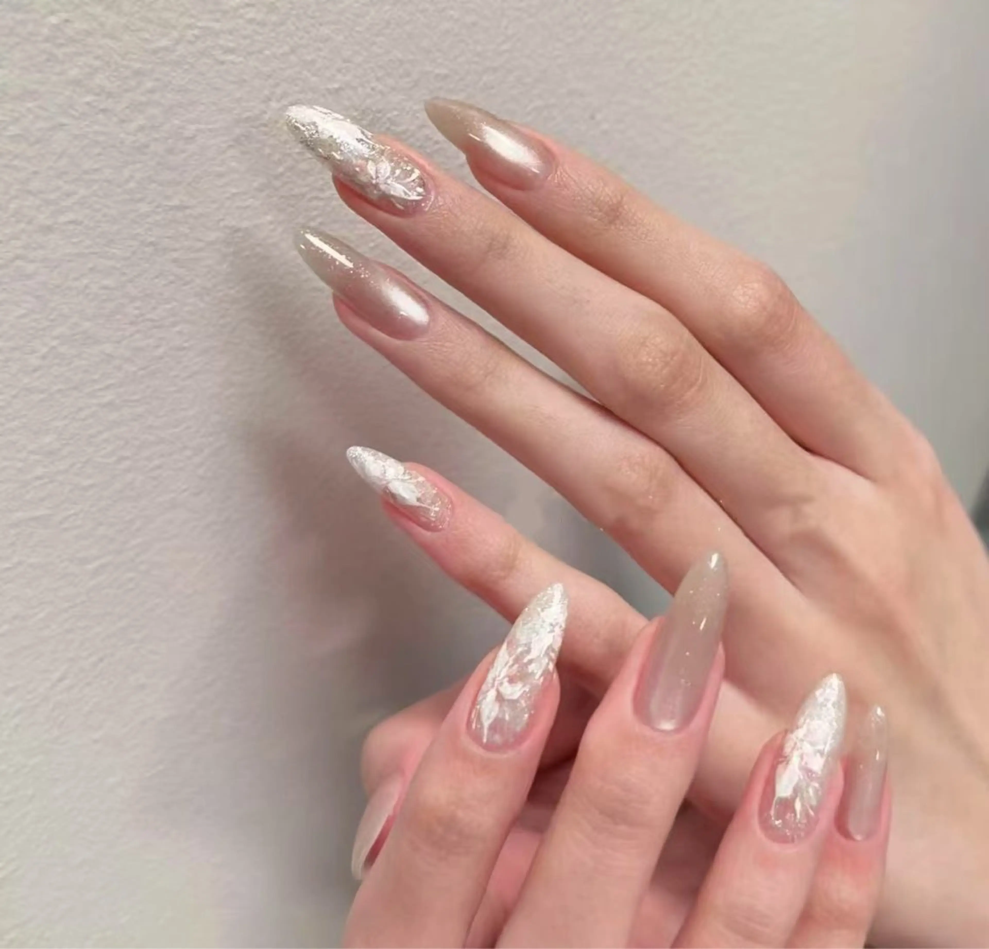 ネイル オーロラネイル フラワーネイル フットネイル フレンチネイル ジェルネイル ハンドネイル BabyYouMi ねねのネイルデザイン