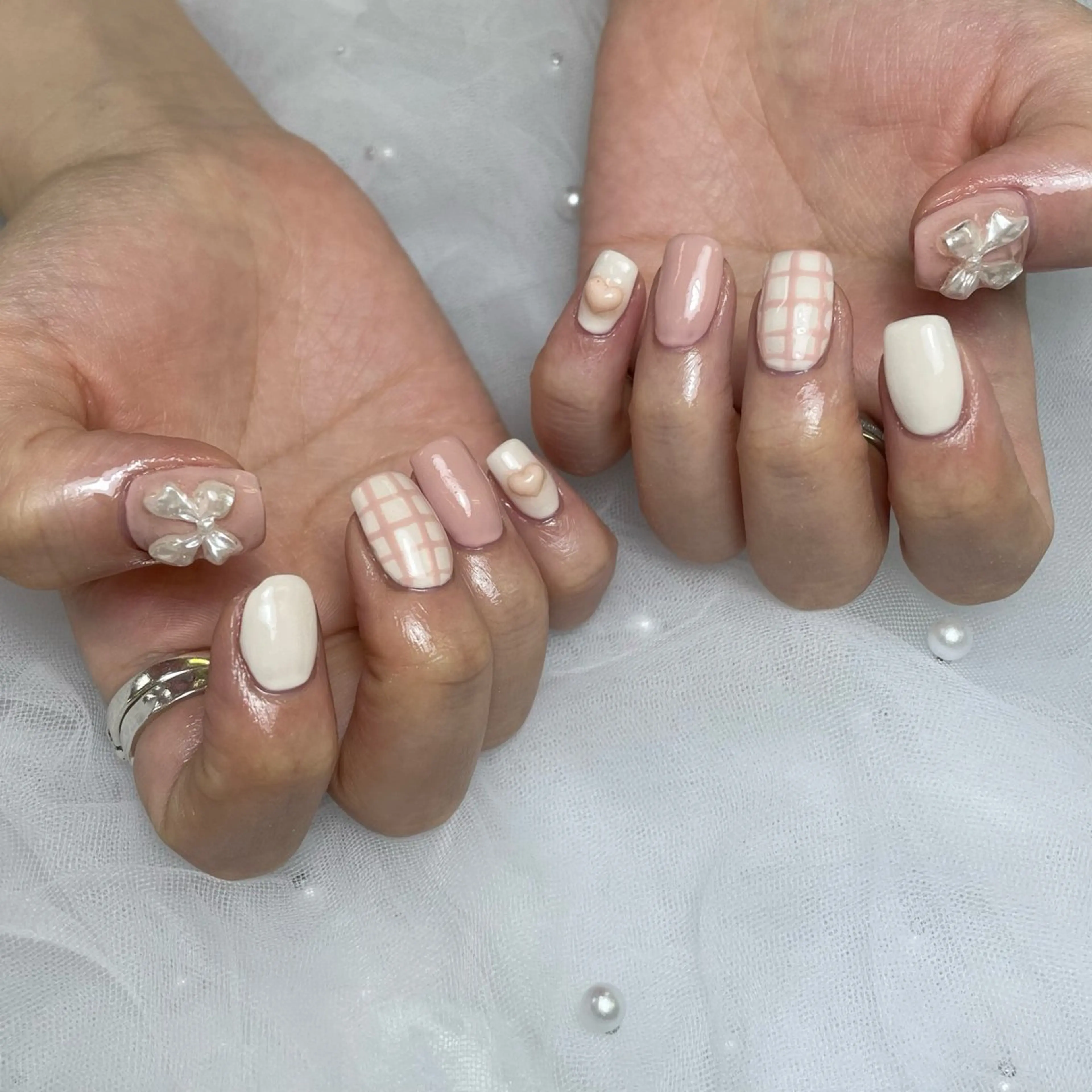 ネイル ハンドネイル フットネイル S LOUNGE NAIL所属・パーツたくさん🍓 SUMIのネイルデザイン