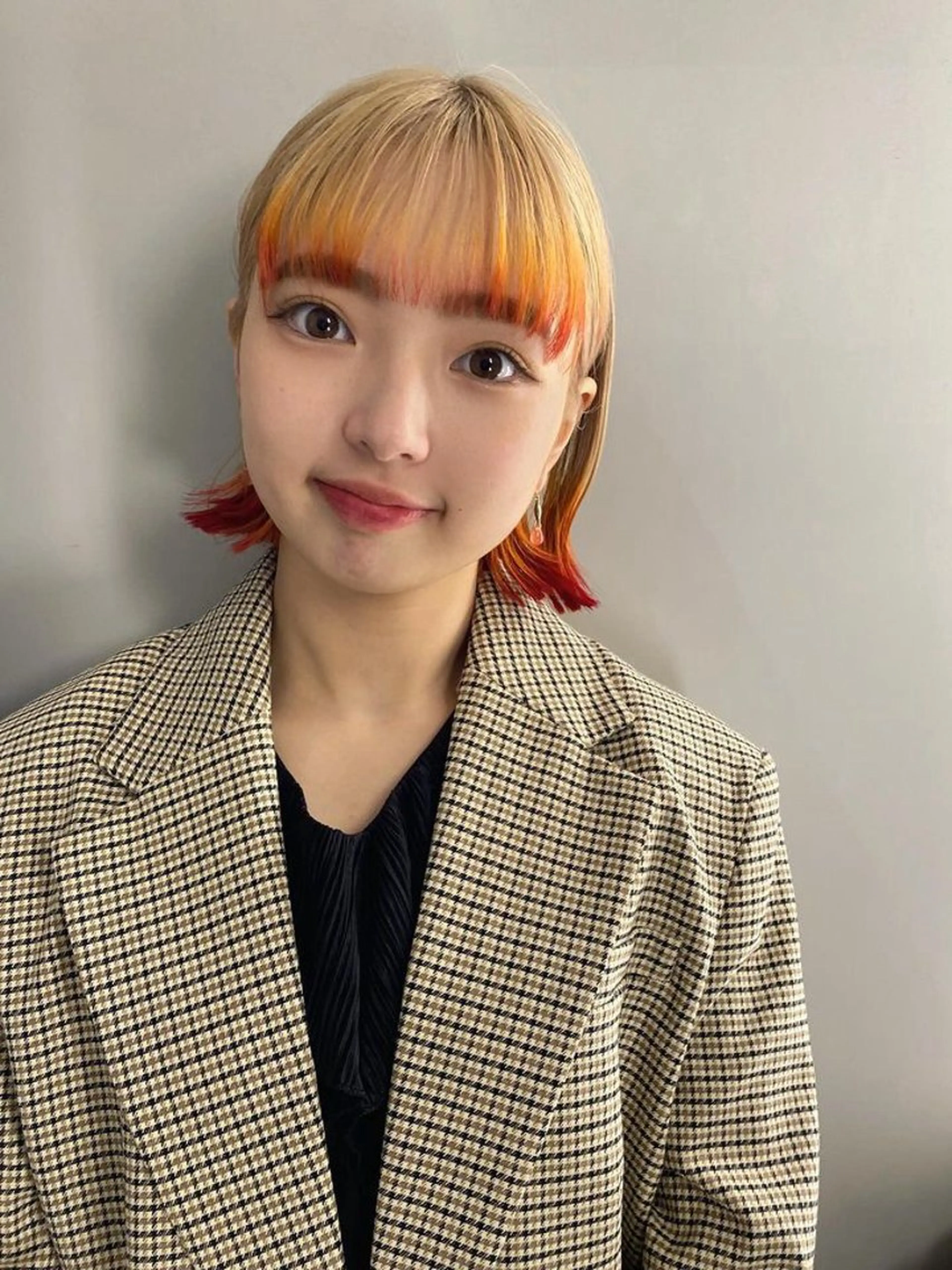 ショート カラー ヘアアレンジ 狐カラー グラデーションカラー 外ハネヘア カット ヘアカラー トリートメント ⭐️柏木皇気ブリーチ ムラ修正/他店直しのヘアスタイル