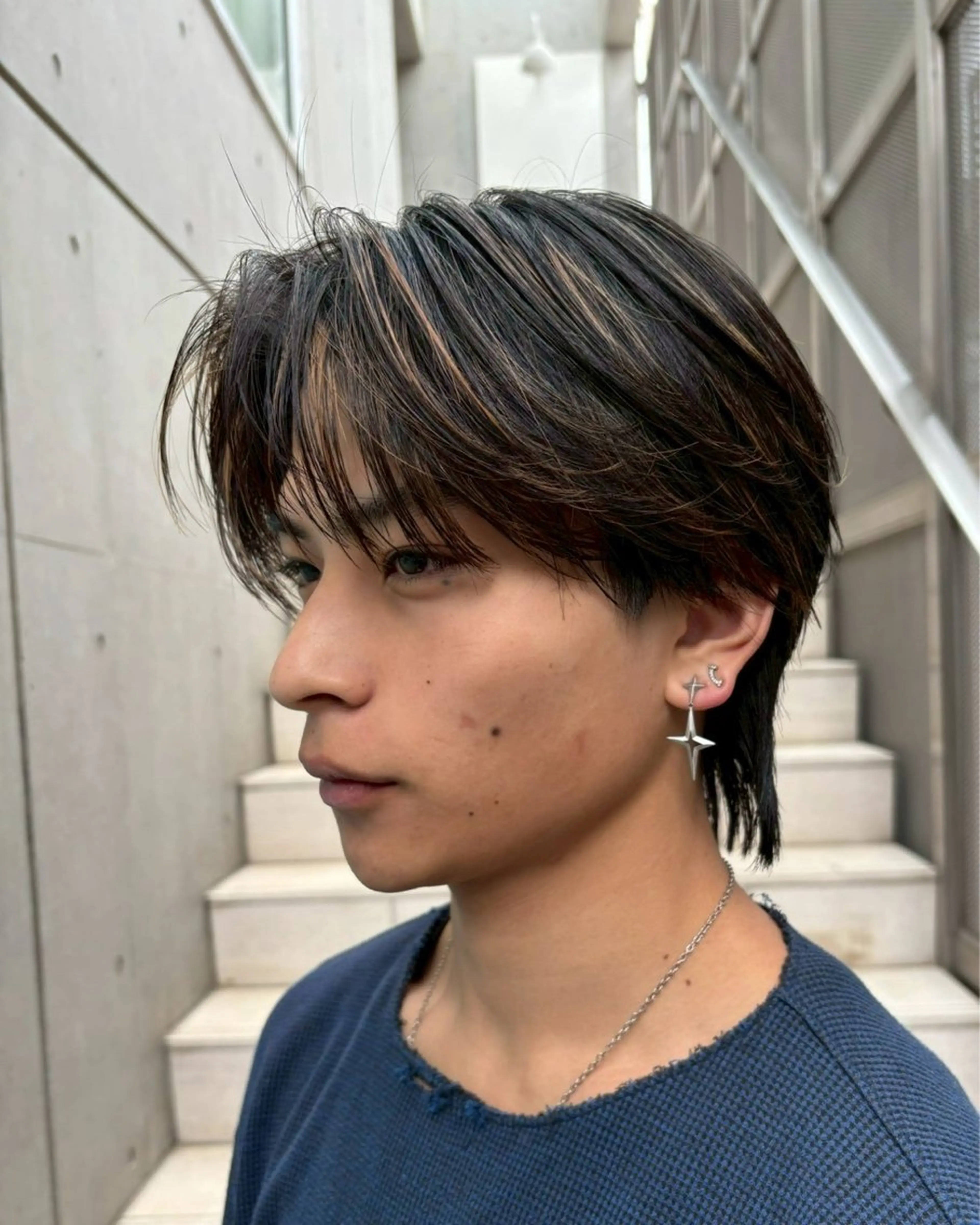 メンズ センターパート メンズパーマ メンズウルフカット ウルフカット nico TOKYO 横浜所属・三浦 れいやのヘアスタイル