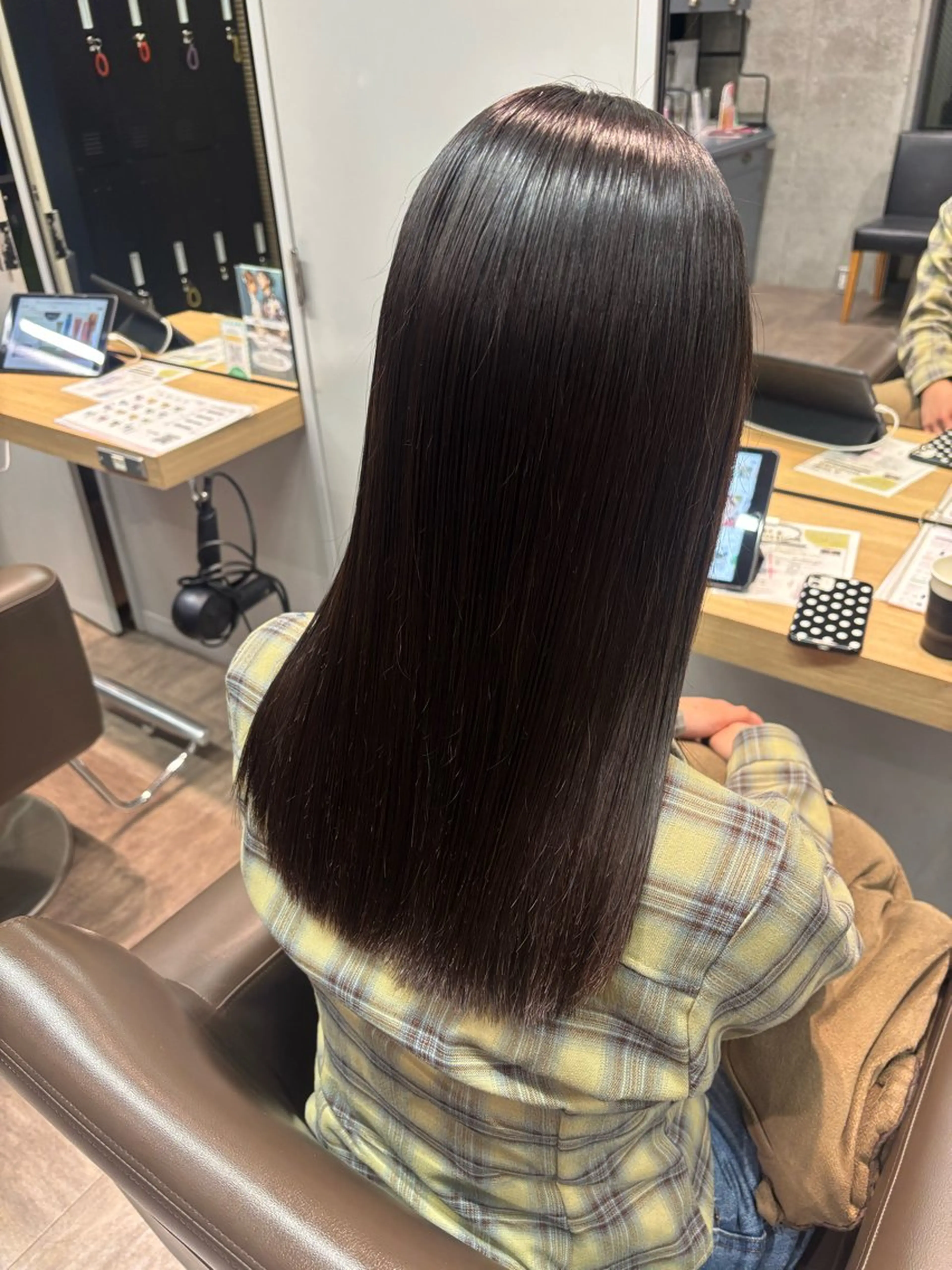 ロング 髪質改善 縮毛矯正 縮毛矯正 🎀縮毛矯正.暗髪 .艶髪🩶ちひろのヘアスタイル