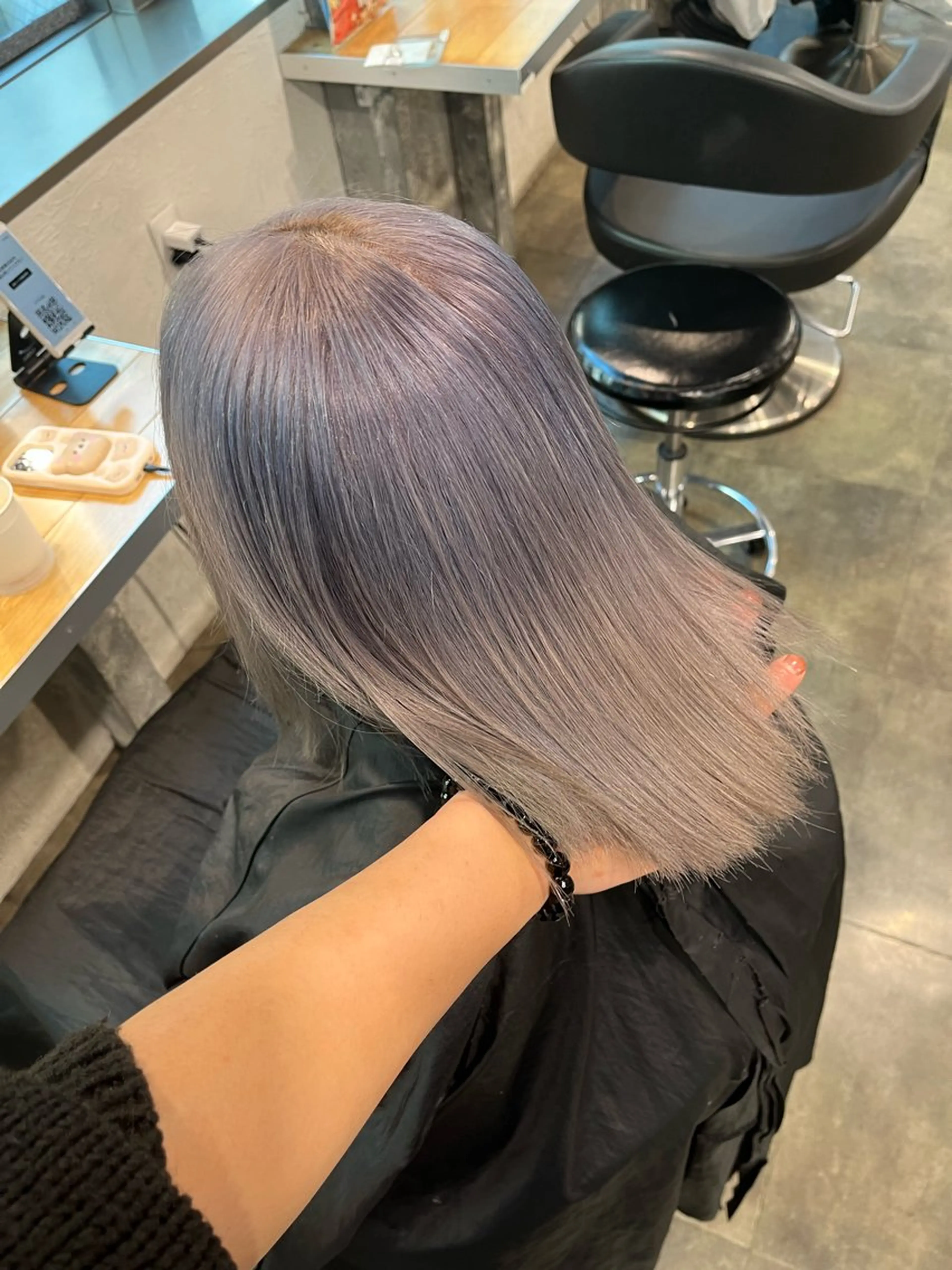 カラー ヘアカラー トリートメント ハイトーンカラー 🦄レイヤーカットのヘアスタイル