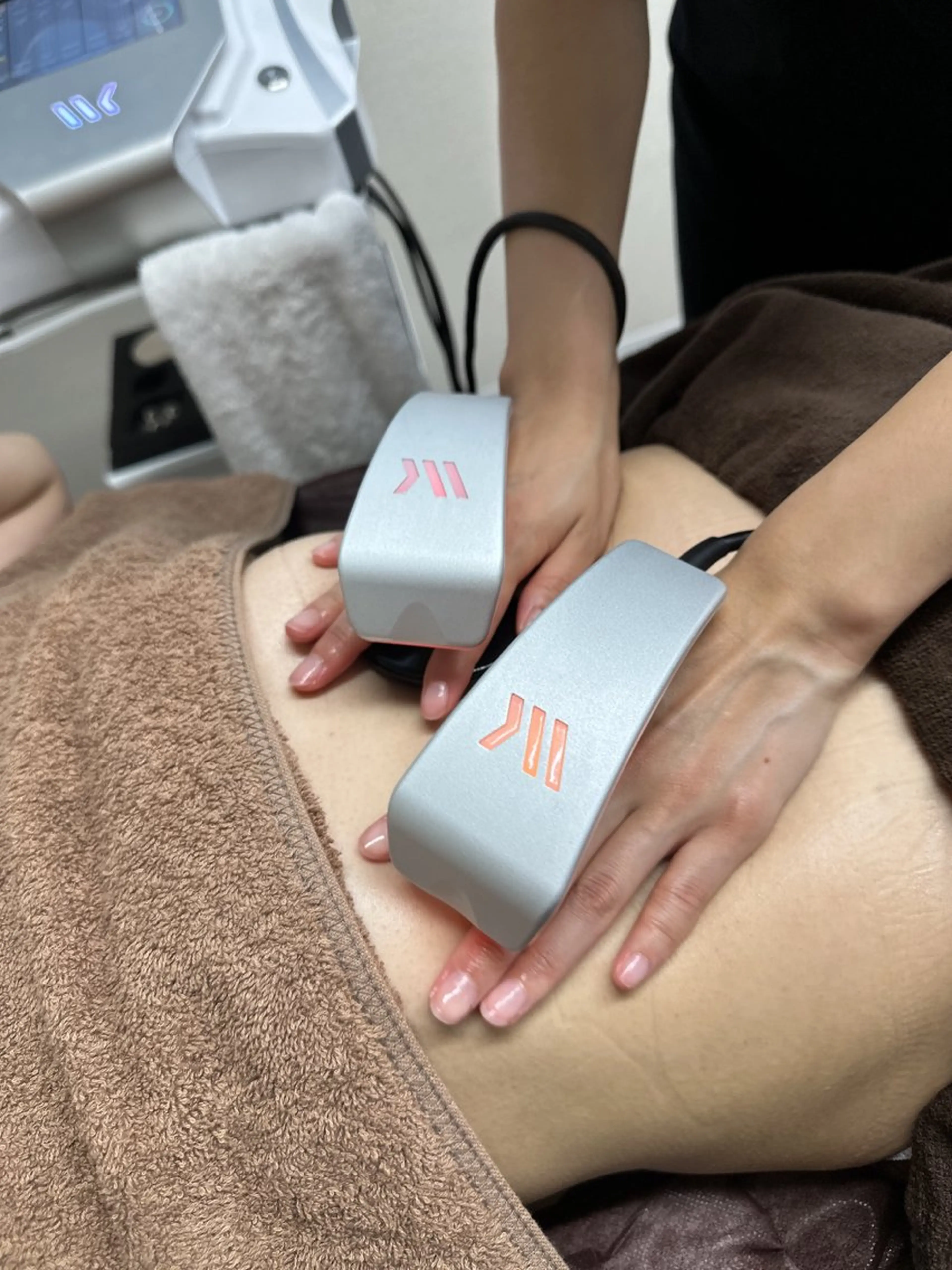 【背中や肩・腕が痛い方必見❗️】WINBACK整体60分　痛みの根源をアプローチ、辛さや痛みとさようなら👋の写真