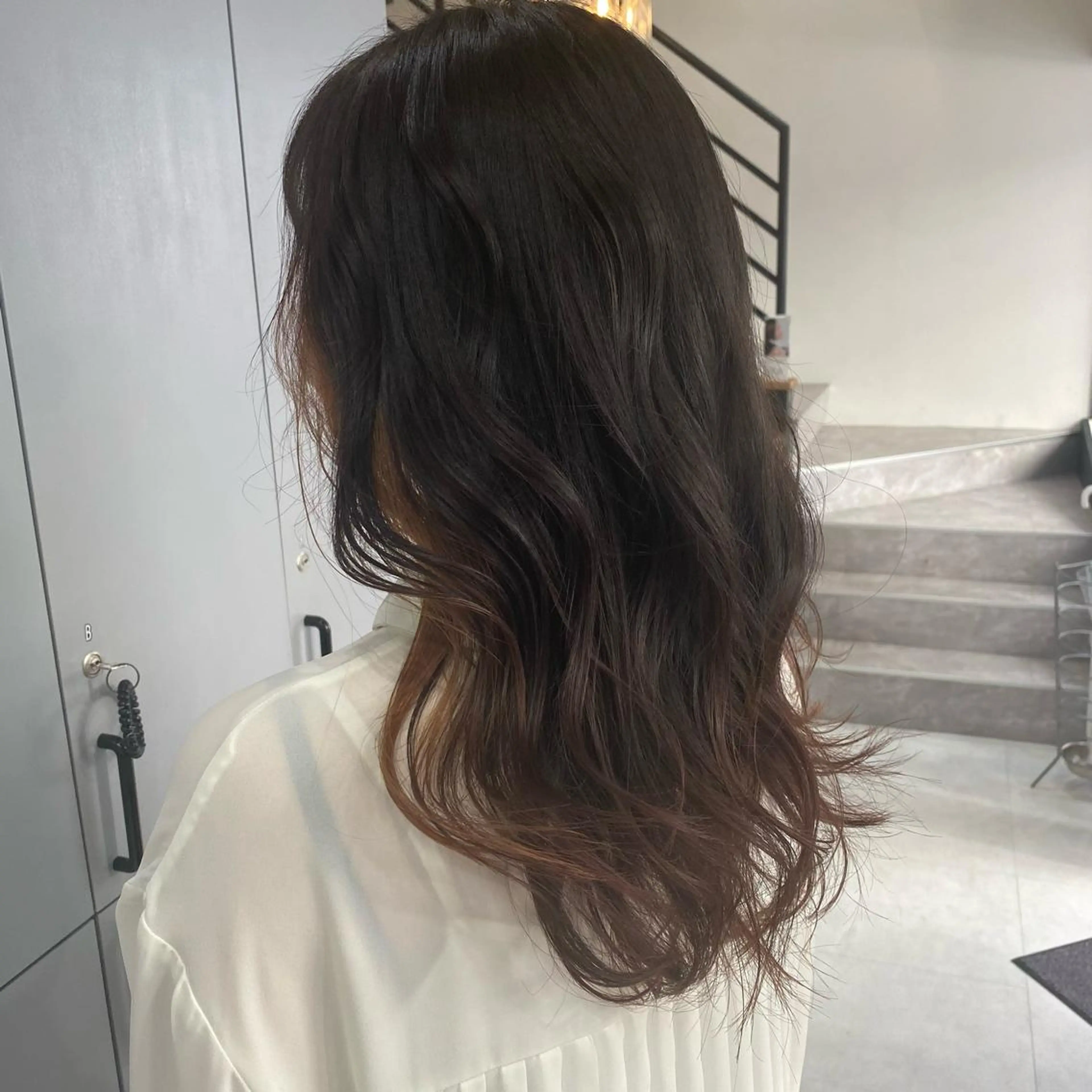 セミロング 村山 豪歩のヘアスタイル