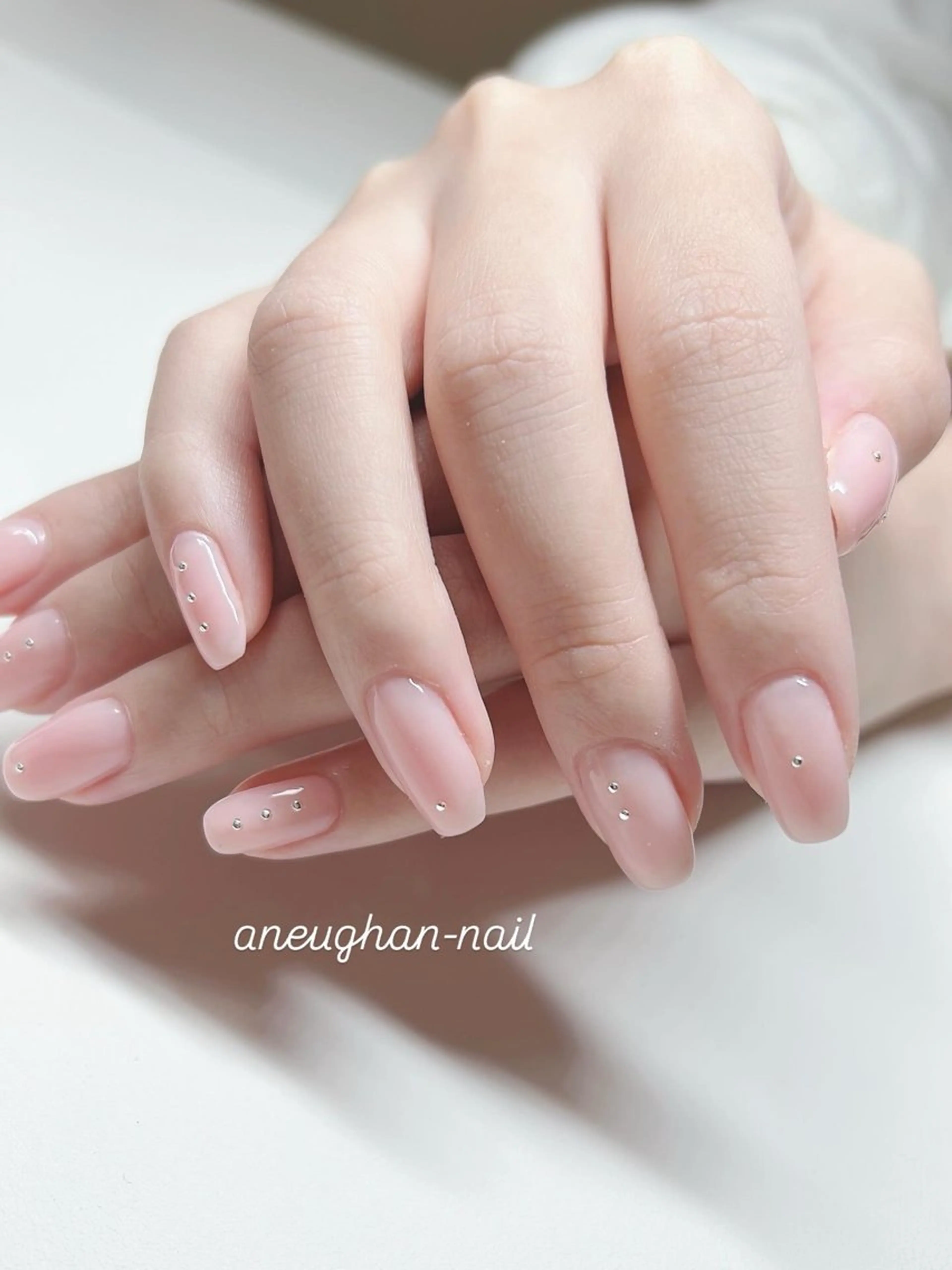 ネイル アートネイル シンプルネイル aneughan nailのネイルデザイン