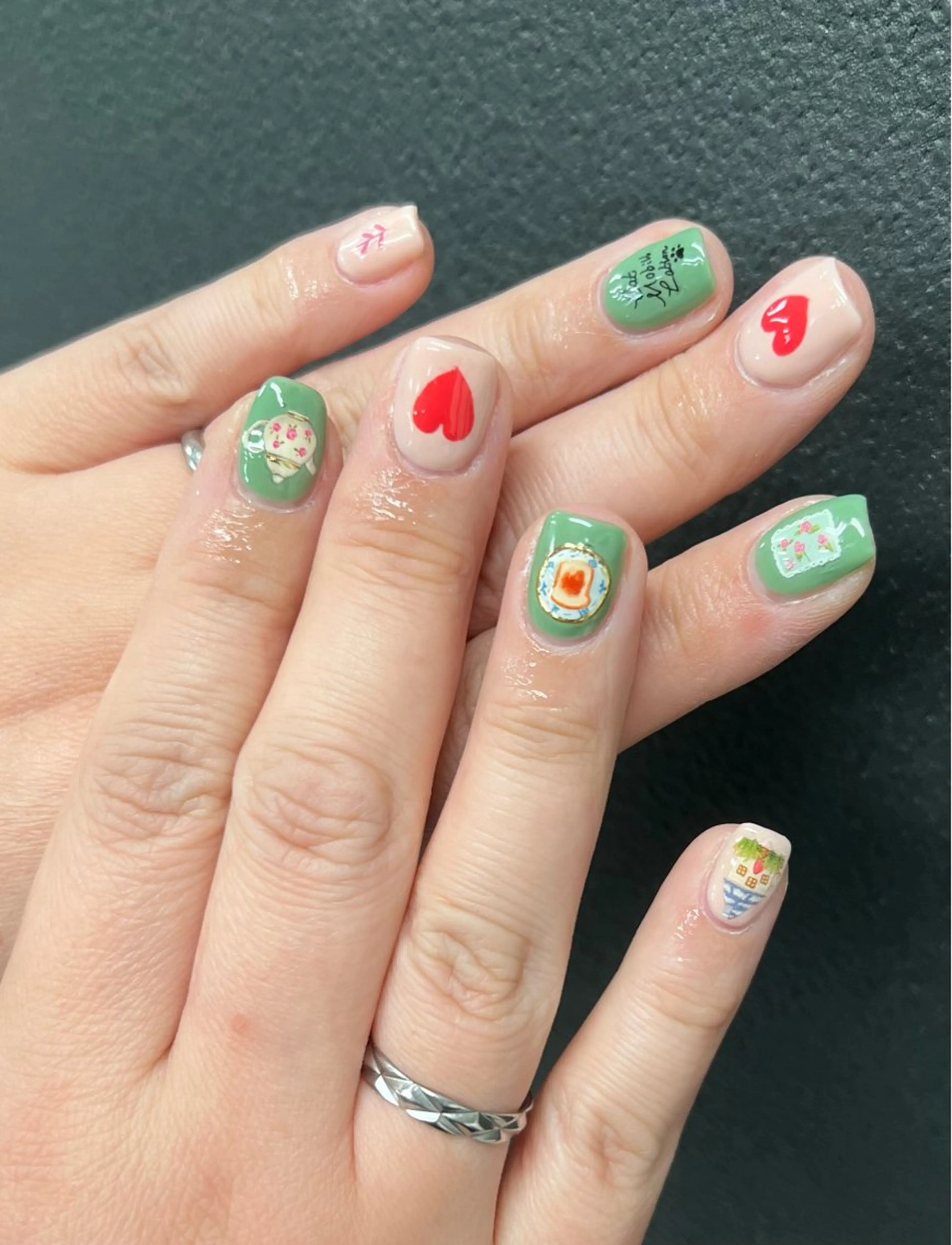 ネイル ハンドネイル Tini ANA.CHUOのネイルデザイン