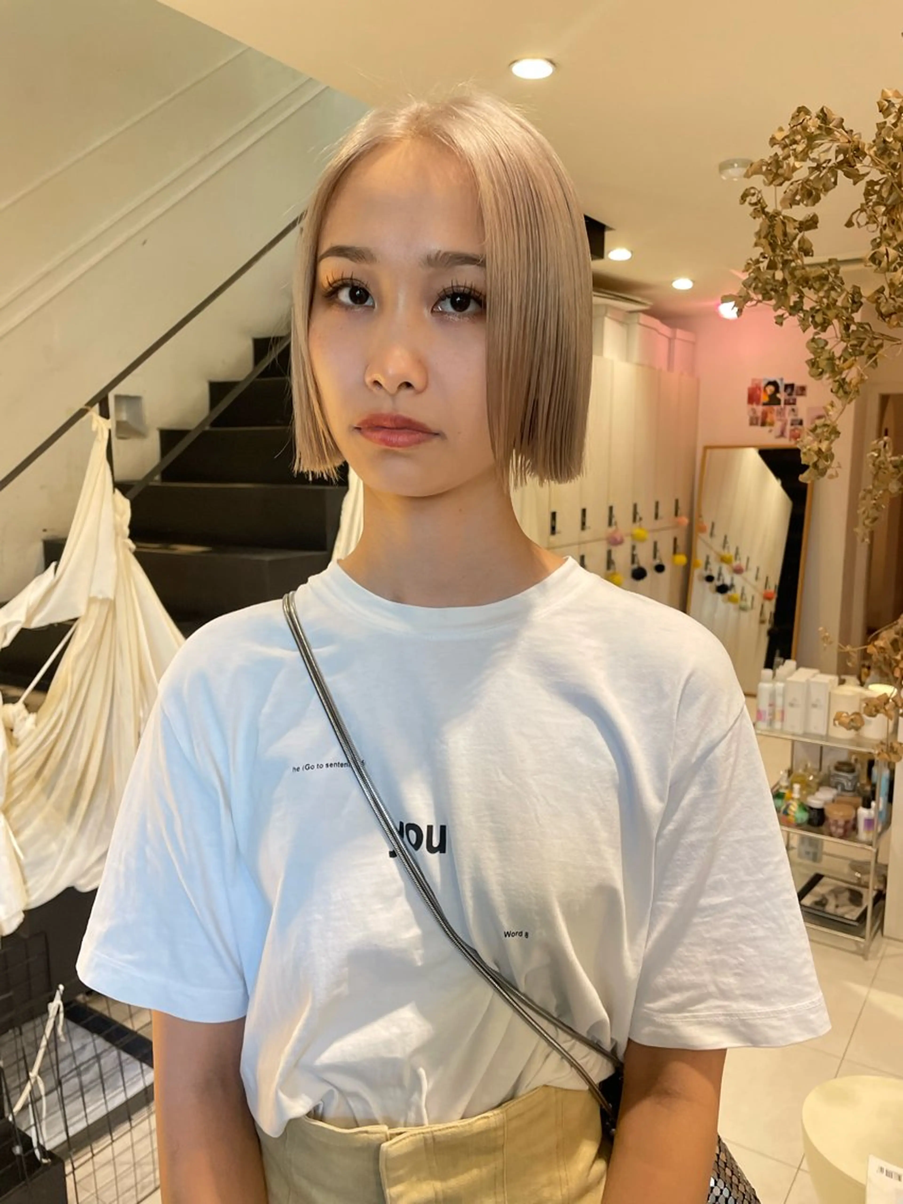 ミディアム カラー ベージュカラー ヘアカラー アオキ リノのヘアスタイル