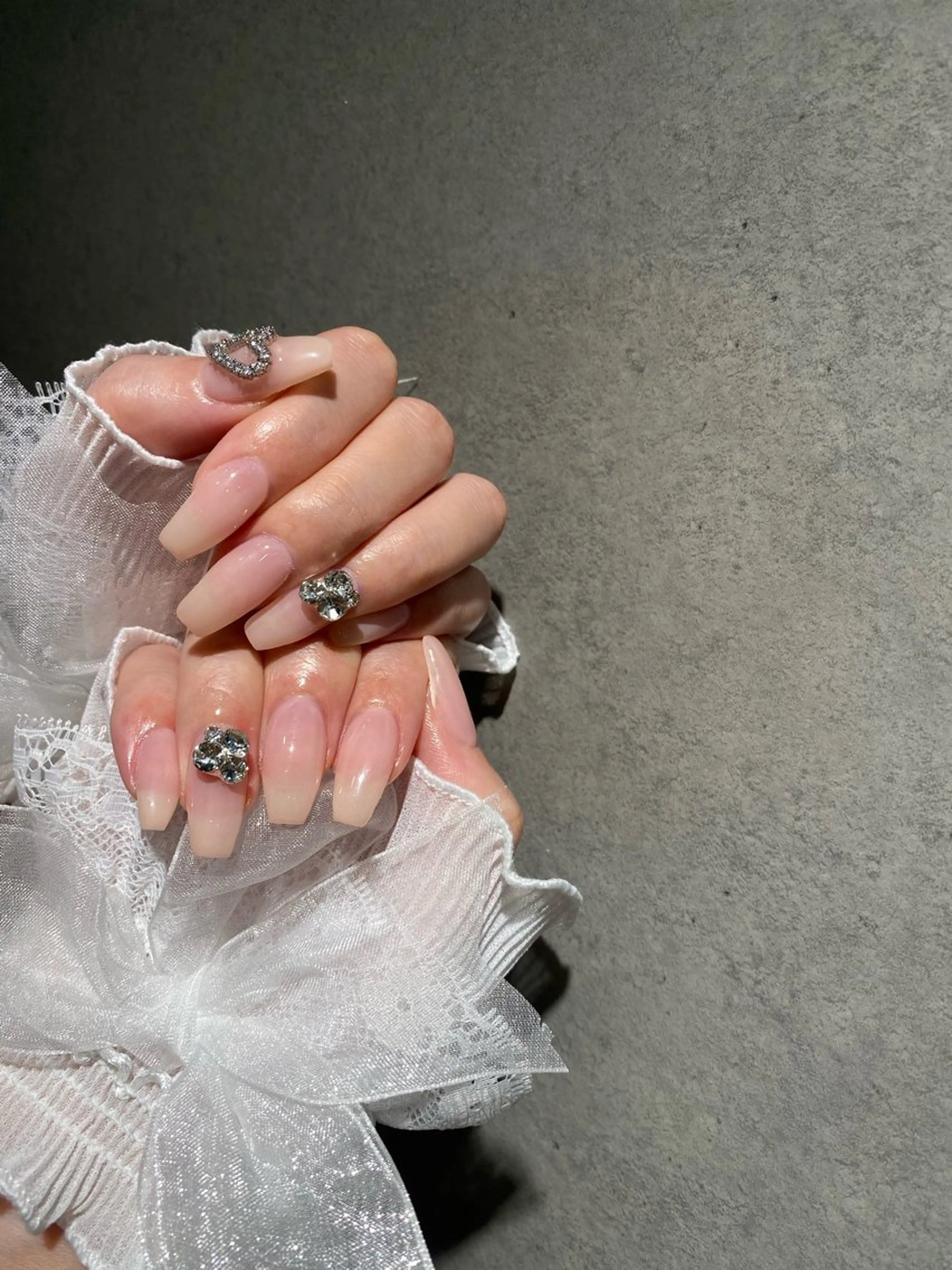 ネイル I-nailロング /ワンホン/キラキラのネイルデザイン