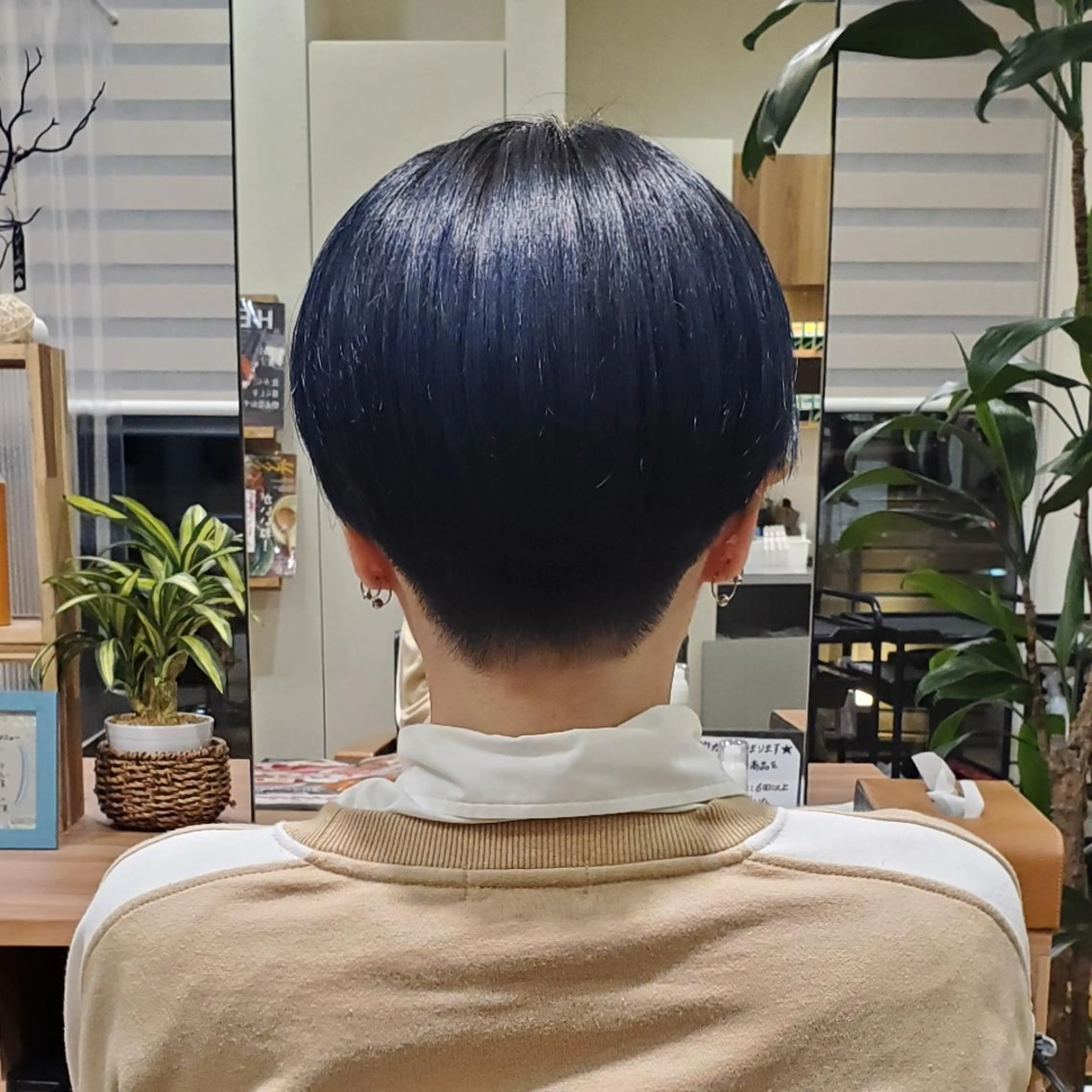 ショート カラー カット 美容しょうへいの店 四郎丸店所属・小宮山 裕理のヘアスタイル