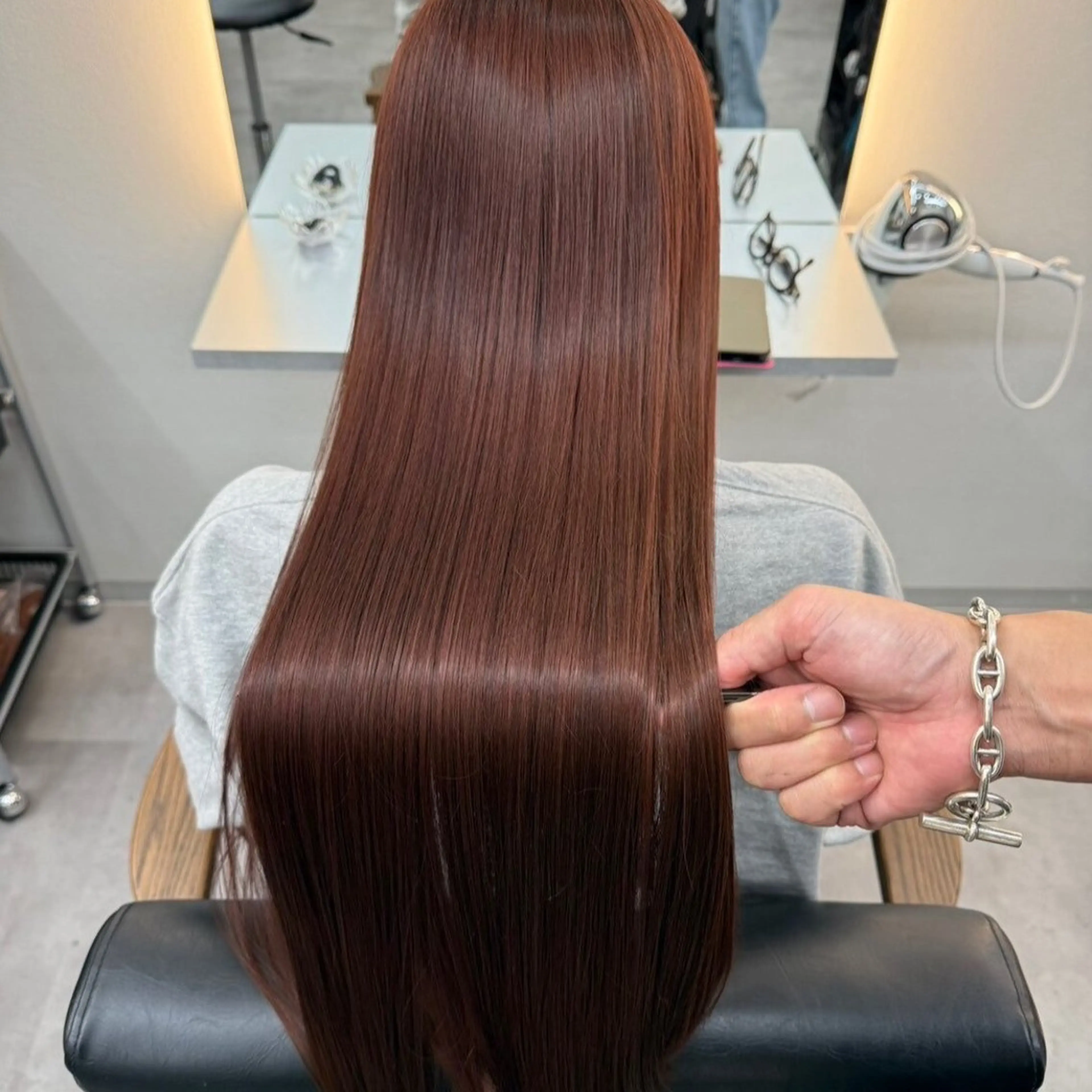 【最高峯🎠選ばれたサロンのみ使用できる✨】BIGAMIストレート＋カット＋トリートメントの写真