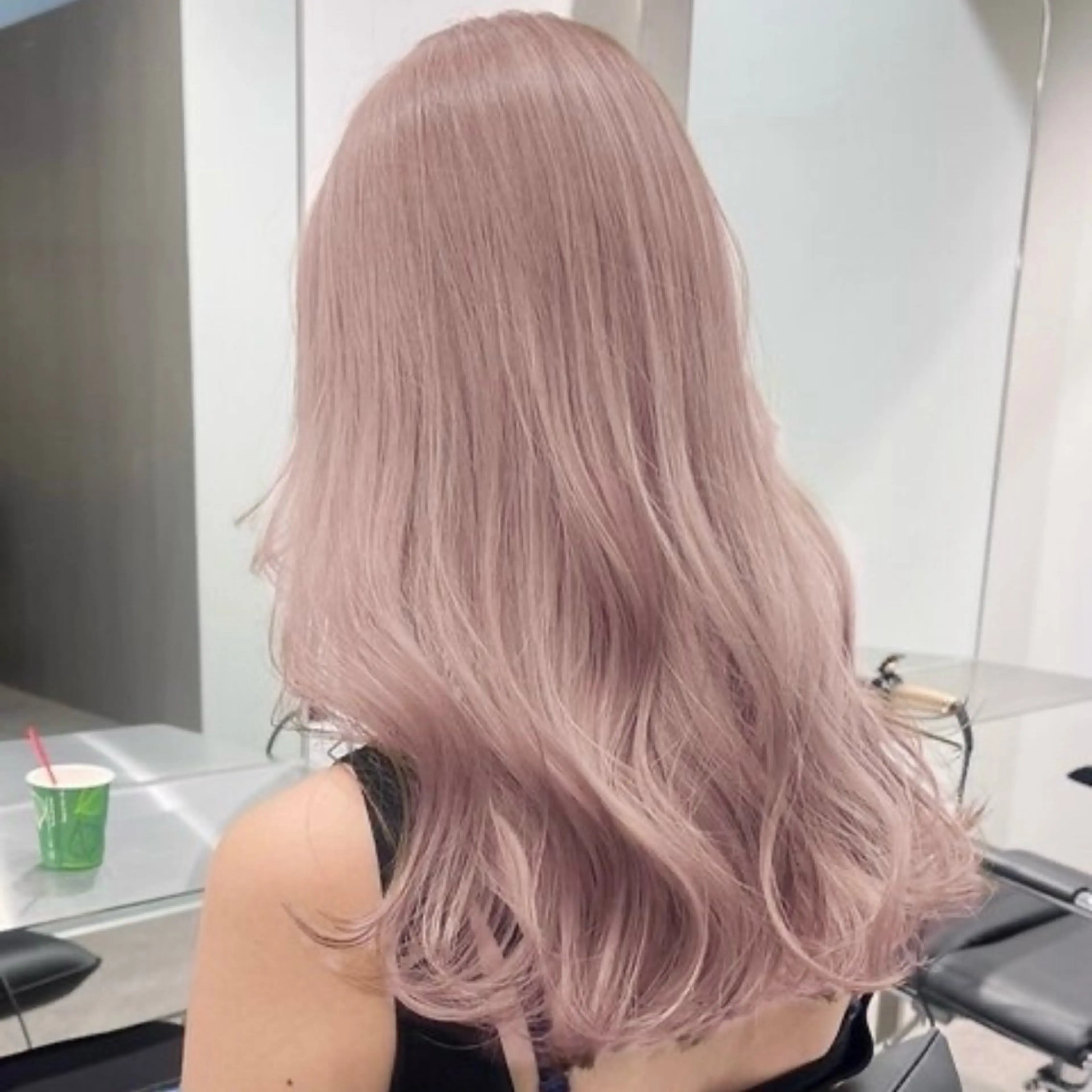 ロング ヘアカラー トリートメント ミルクティーベージュ 🐱【Ryo】のヘアスタイル