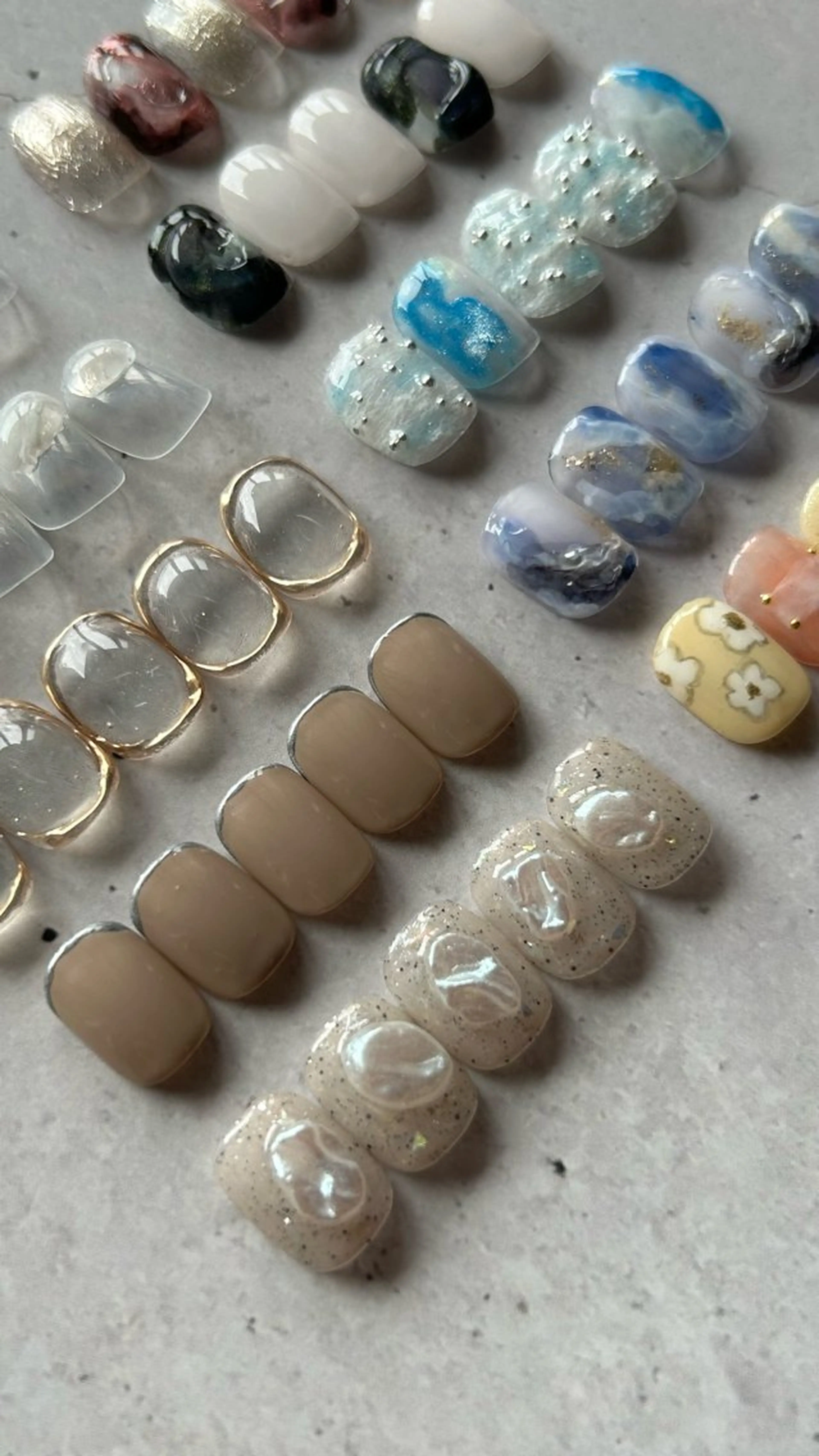 ネイル 関山 志乃のネイルデザイン