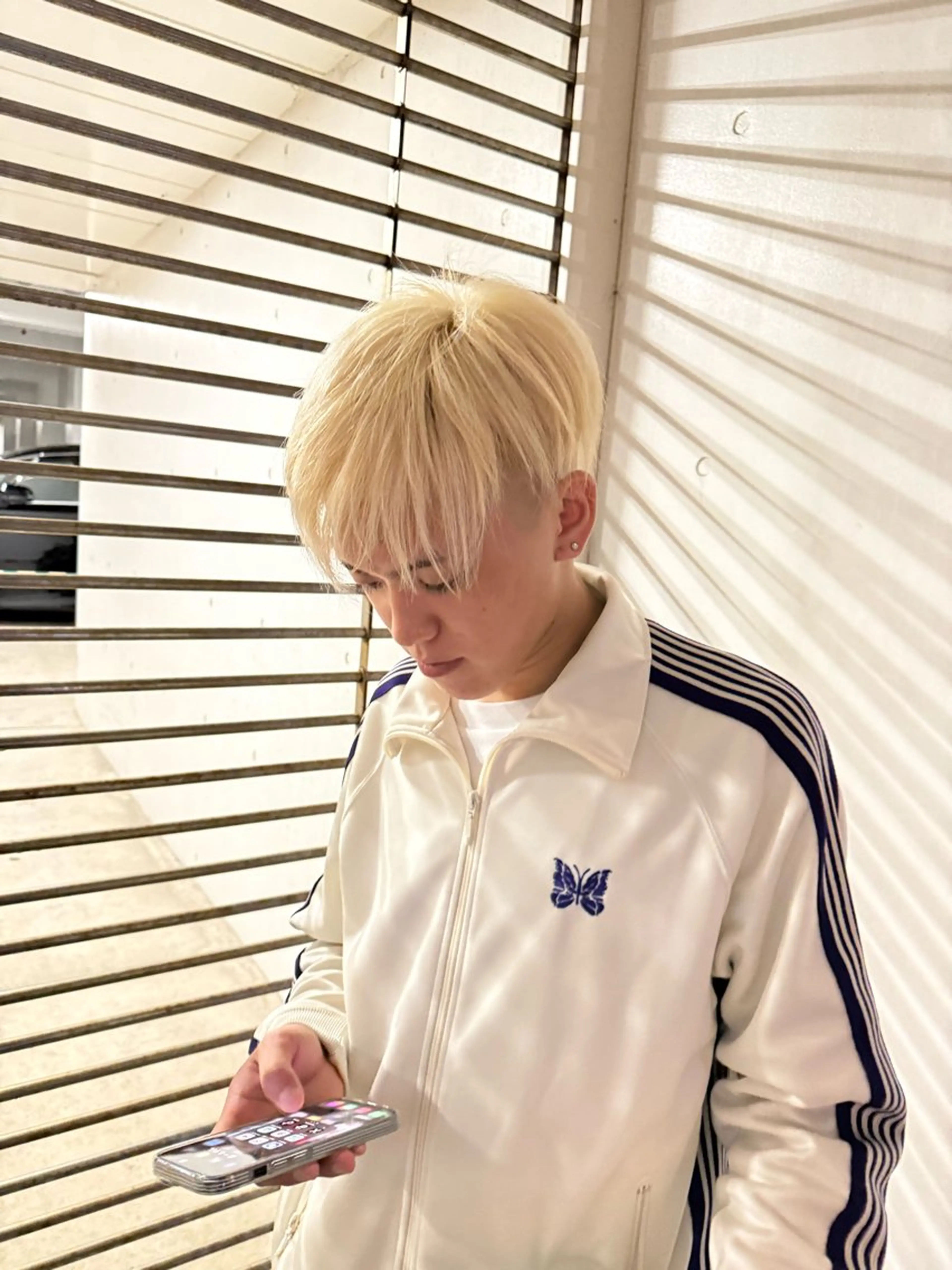 ショート ヘアカラー RITZY こうたのヘアスタイル