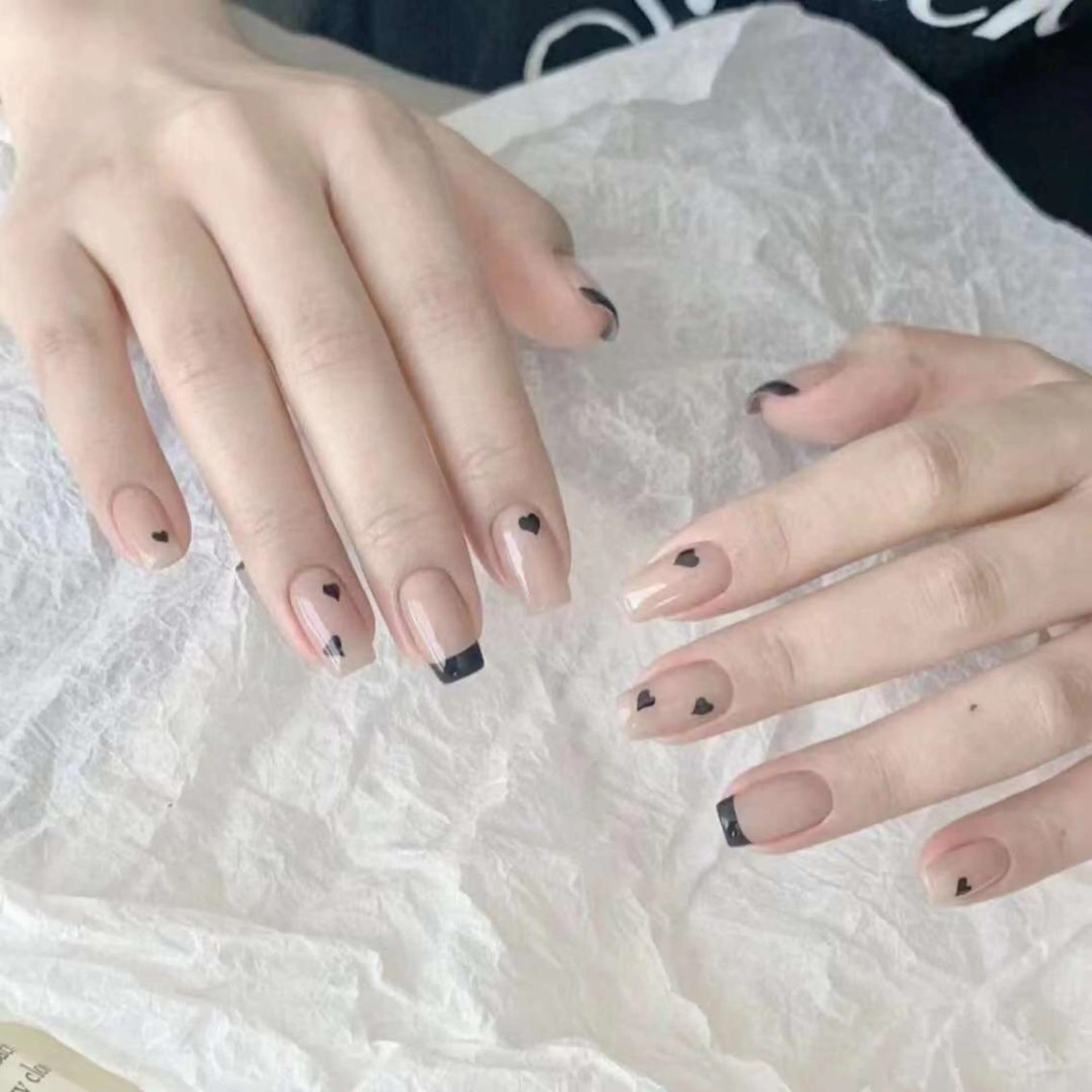 ネイル ハンドネイル VIVIAN リサのネイルデザイン