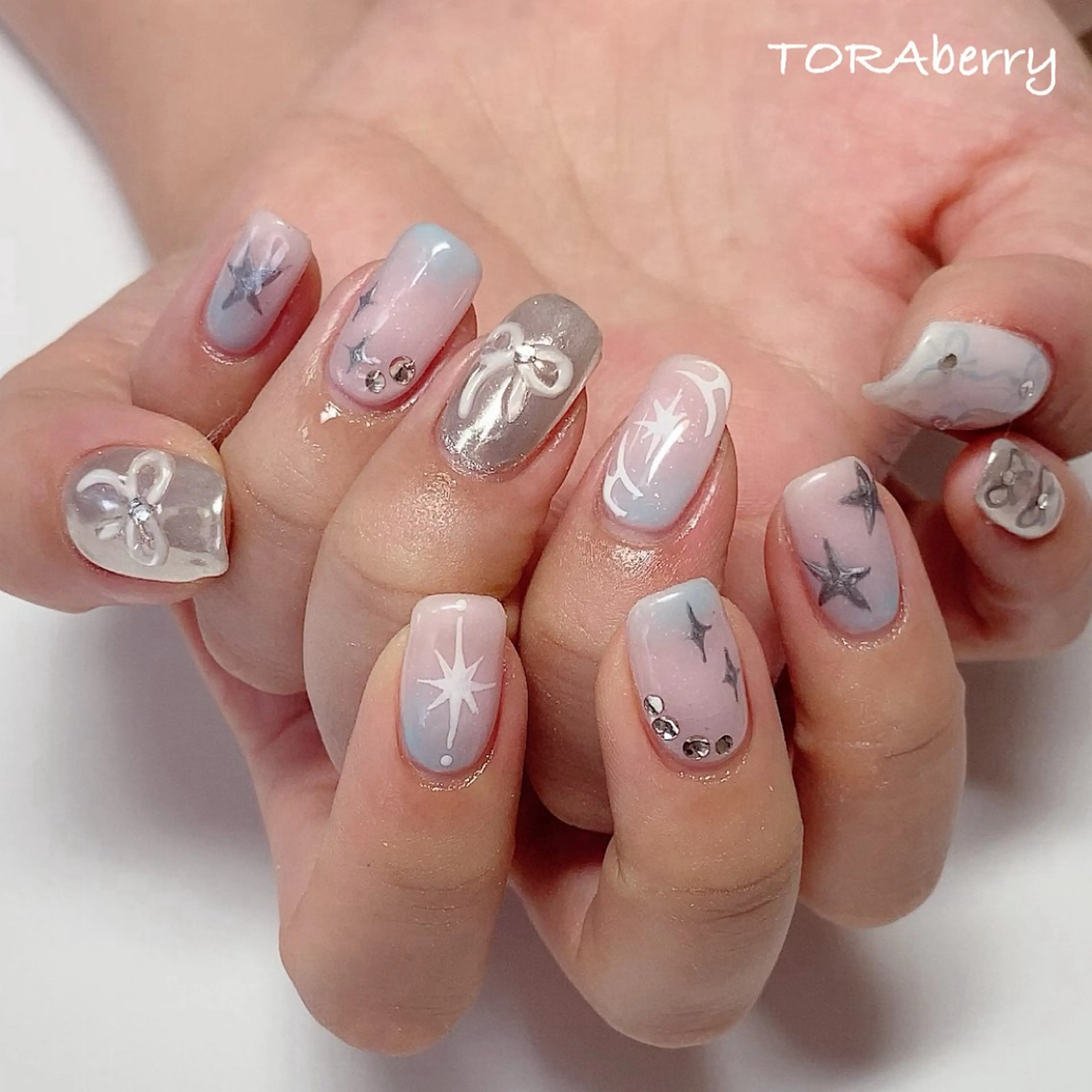 ネイル ネイリスト なつみのネイルデザイン