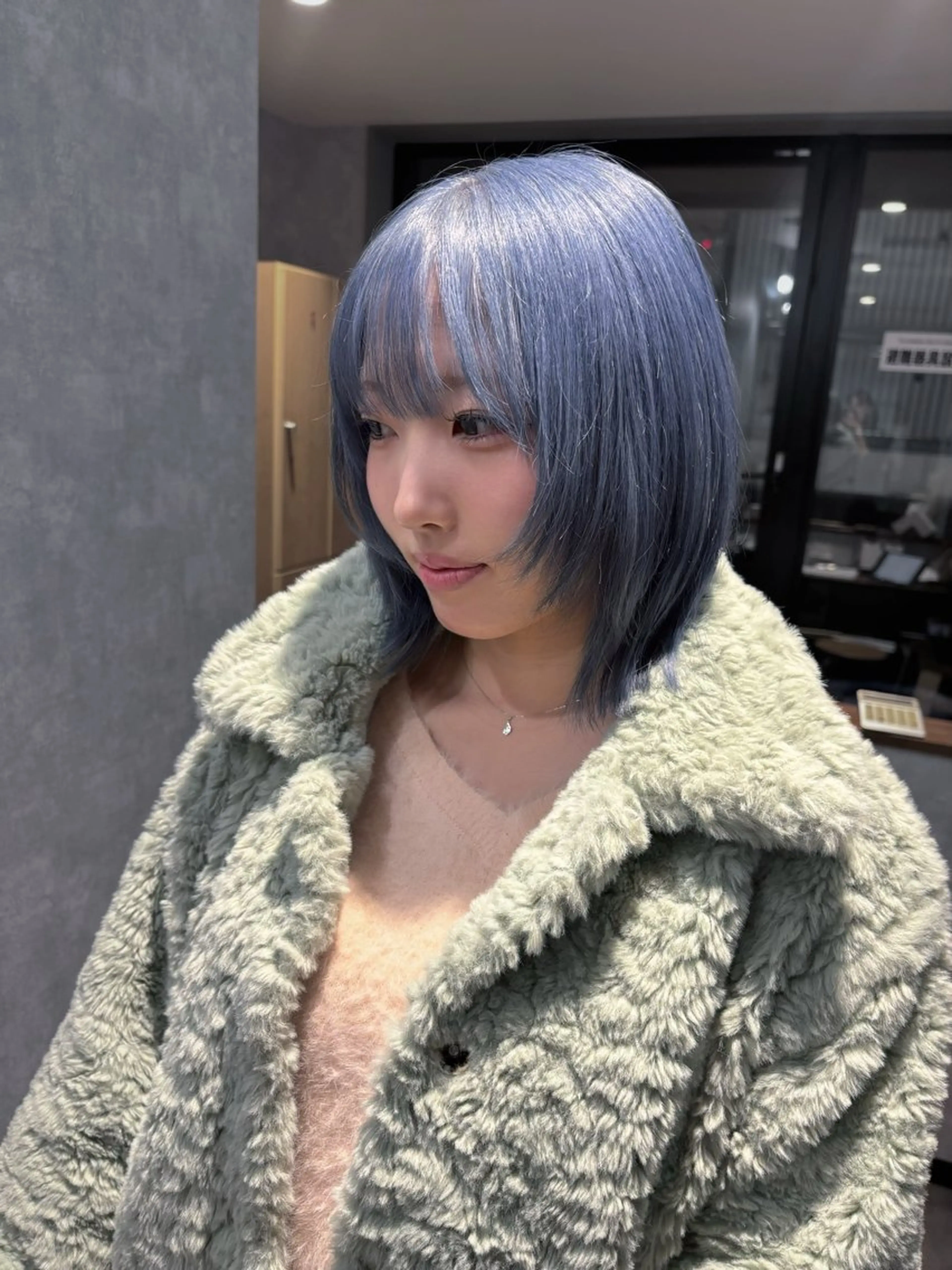 ショート カラー カット ヘアカラー トリートメント 🌐NATSUMI 🌐【寒色カラー】のヘアスタイル