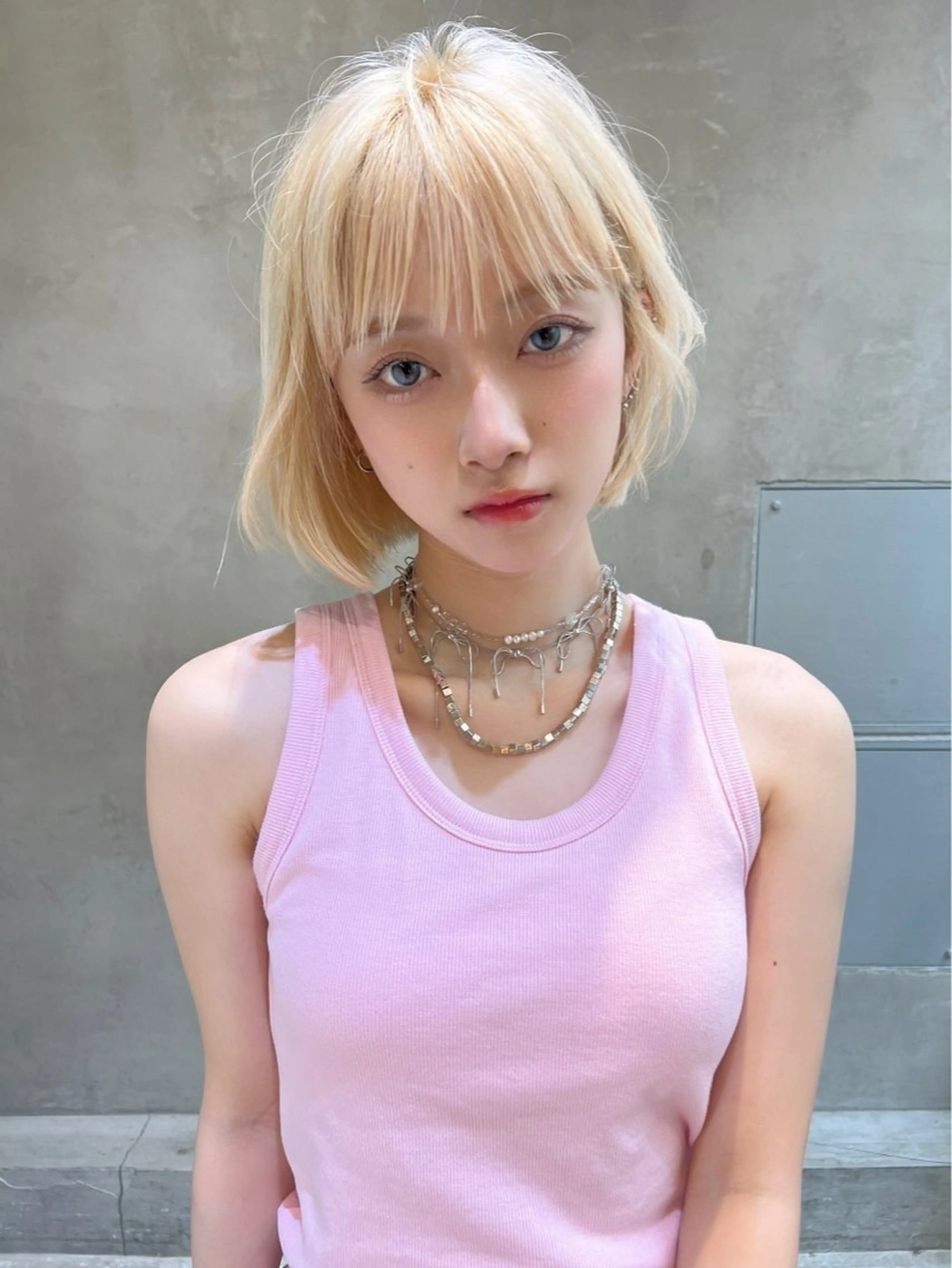 ショート カラー ハイトーンカラー ボブ MUSASHI ブリーチカラー◎のヘアスタイル