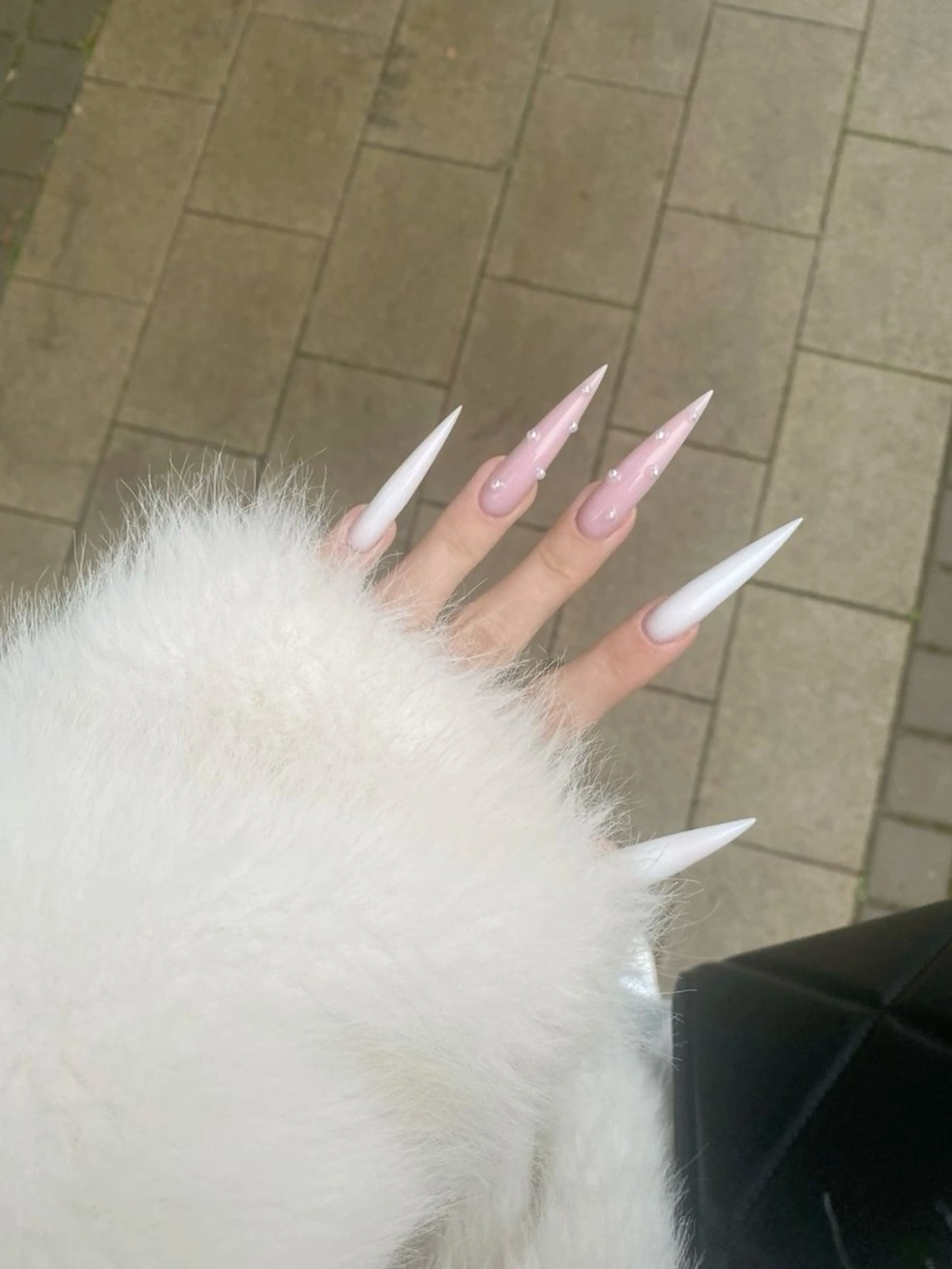 ネイル フットネイル ジェルネイル キラキラネイル マグネットネイル 持ち込み ハンドネイル Diamond  Salon所属・Hain Hainのネイルデザイン