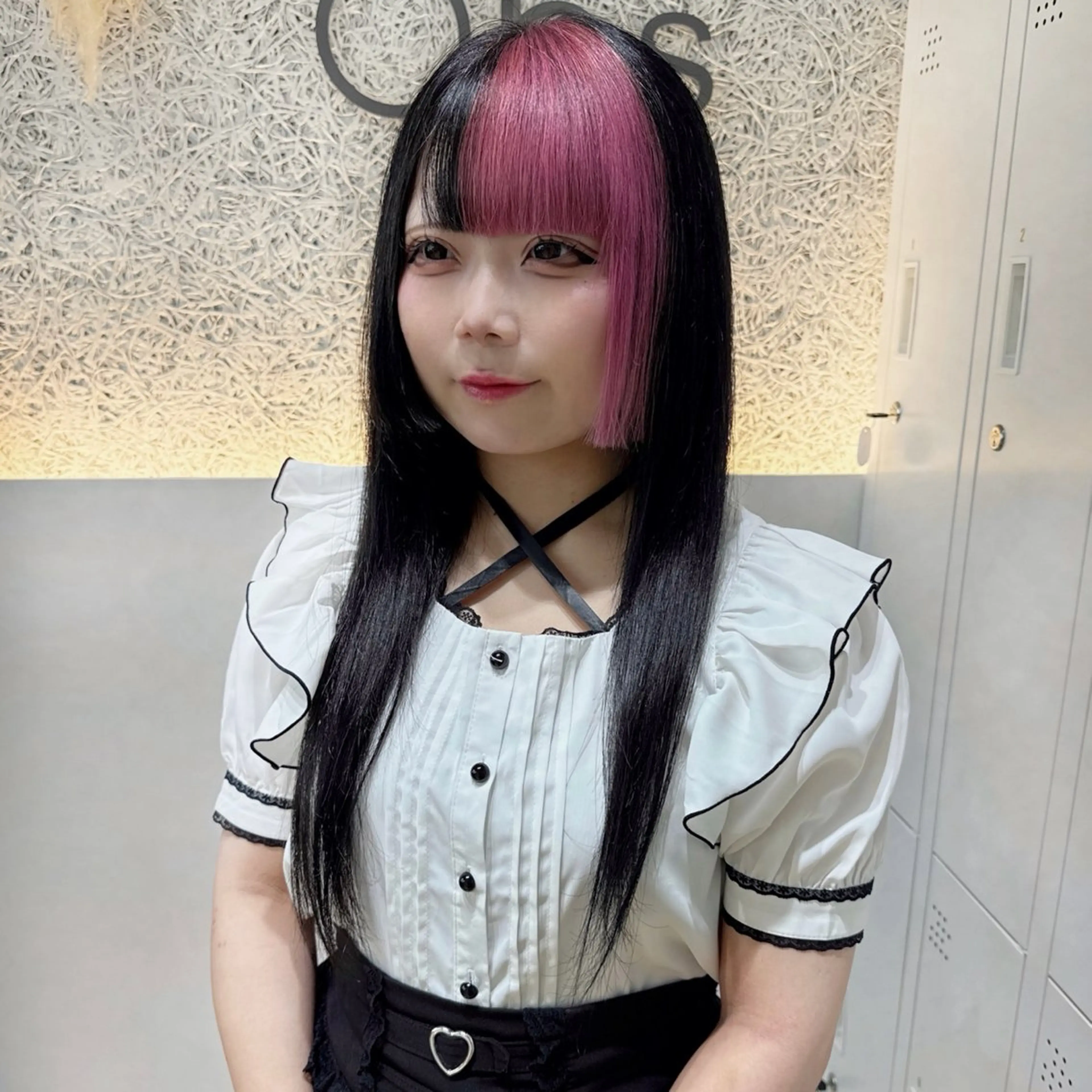 ロング カラー ブリーチ ピンクカラー カット ヘアカラー トリートメント 🌱ブリーチ・透明感 カラー/mapi🦭のヘアスタイル