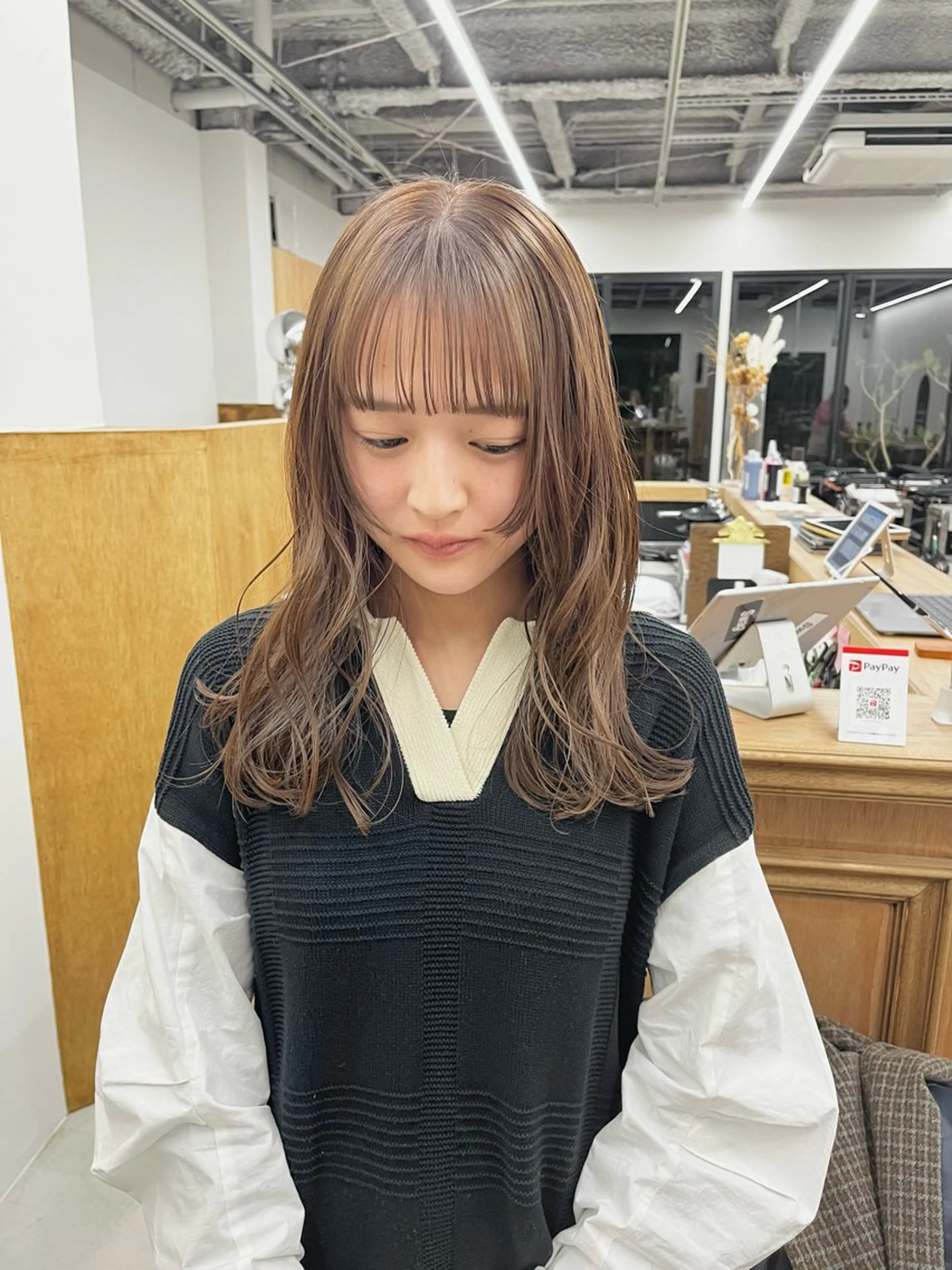 セミロング カラー ヘアアレンジ ブリーチ ダブルカラー ブリーチなしカラー esu 心斎橋店所属・ena/ブリーチなし 心斎橋・ベージュ🎀のヘアスタイル