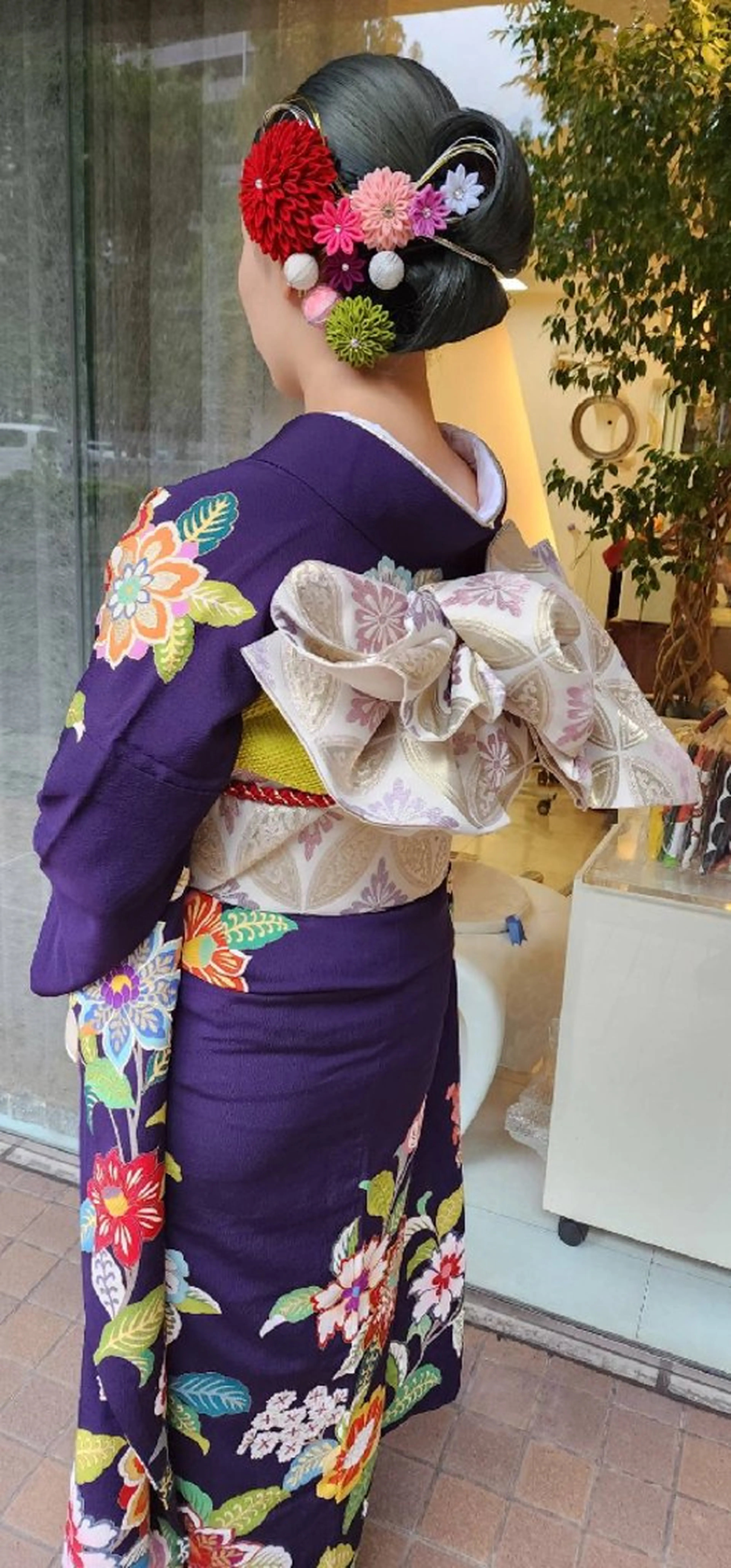 お振り袖着付けの写真