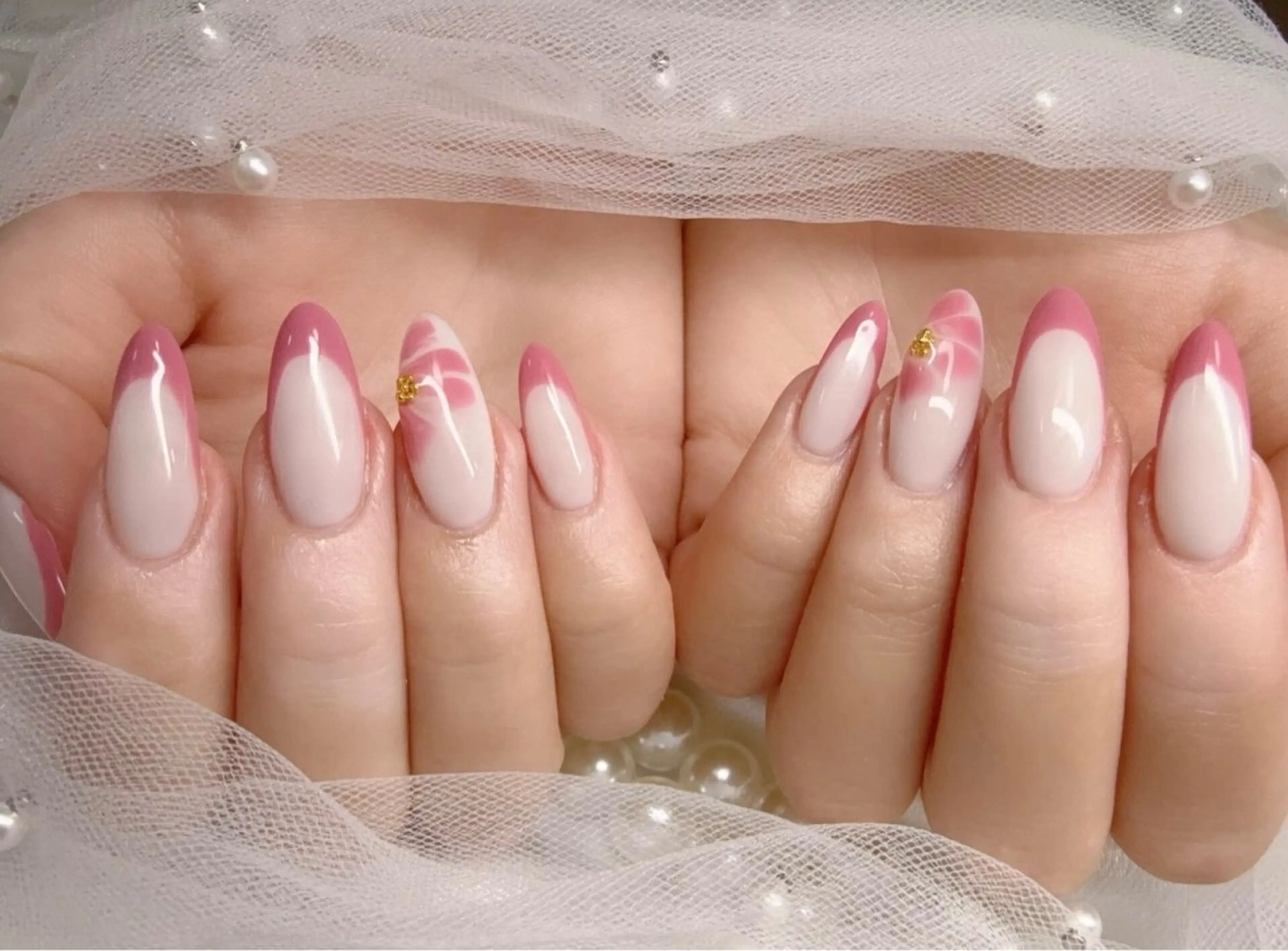 ネイル アートネイル チークネイル 長さ出し フラワーネイル フットネイル YK 美学院のネイルデザイン