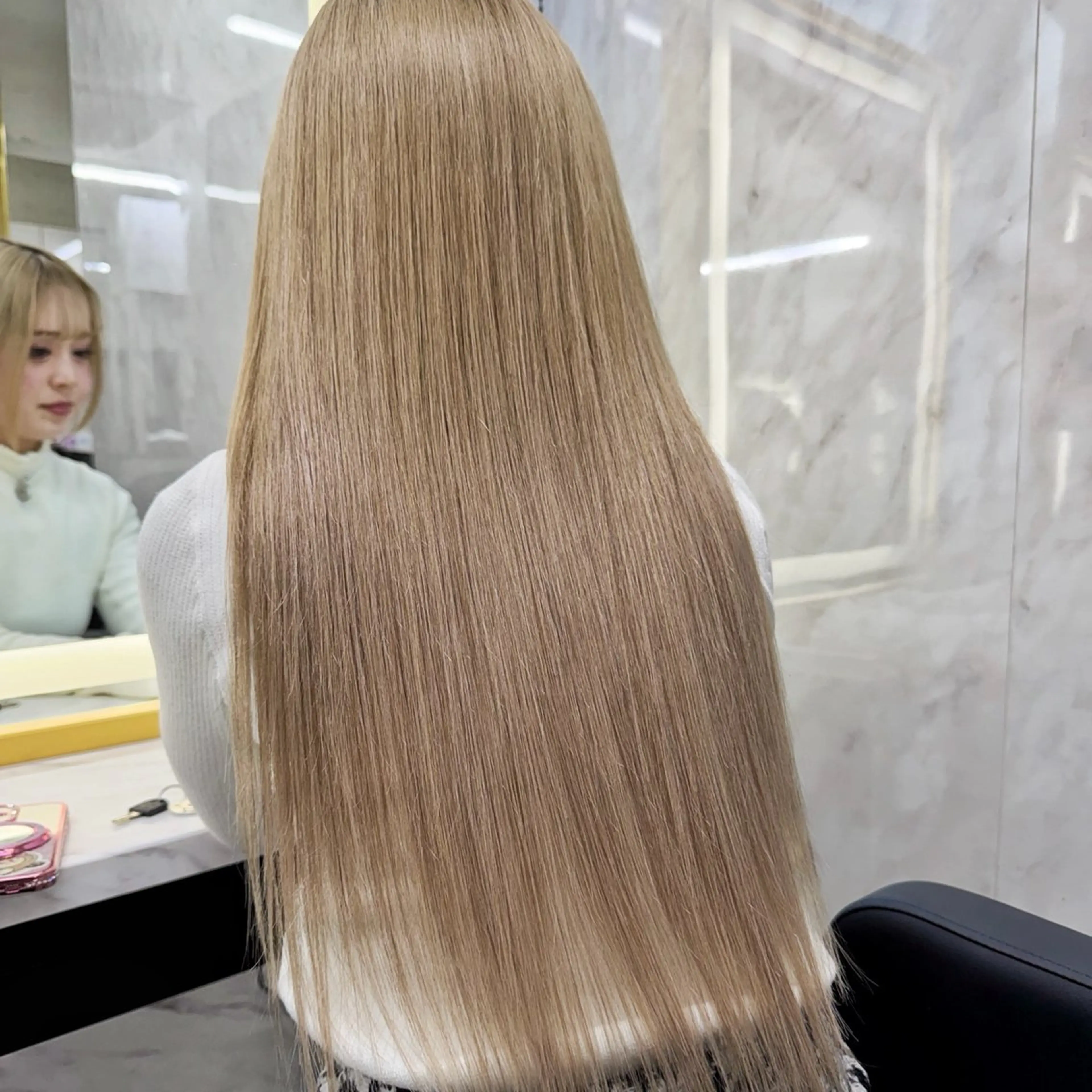 ロング シールエクステ エクステ エクステ シールエクステ特化 ハイトーン、NANAのヘアスタイル