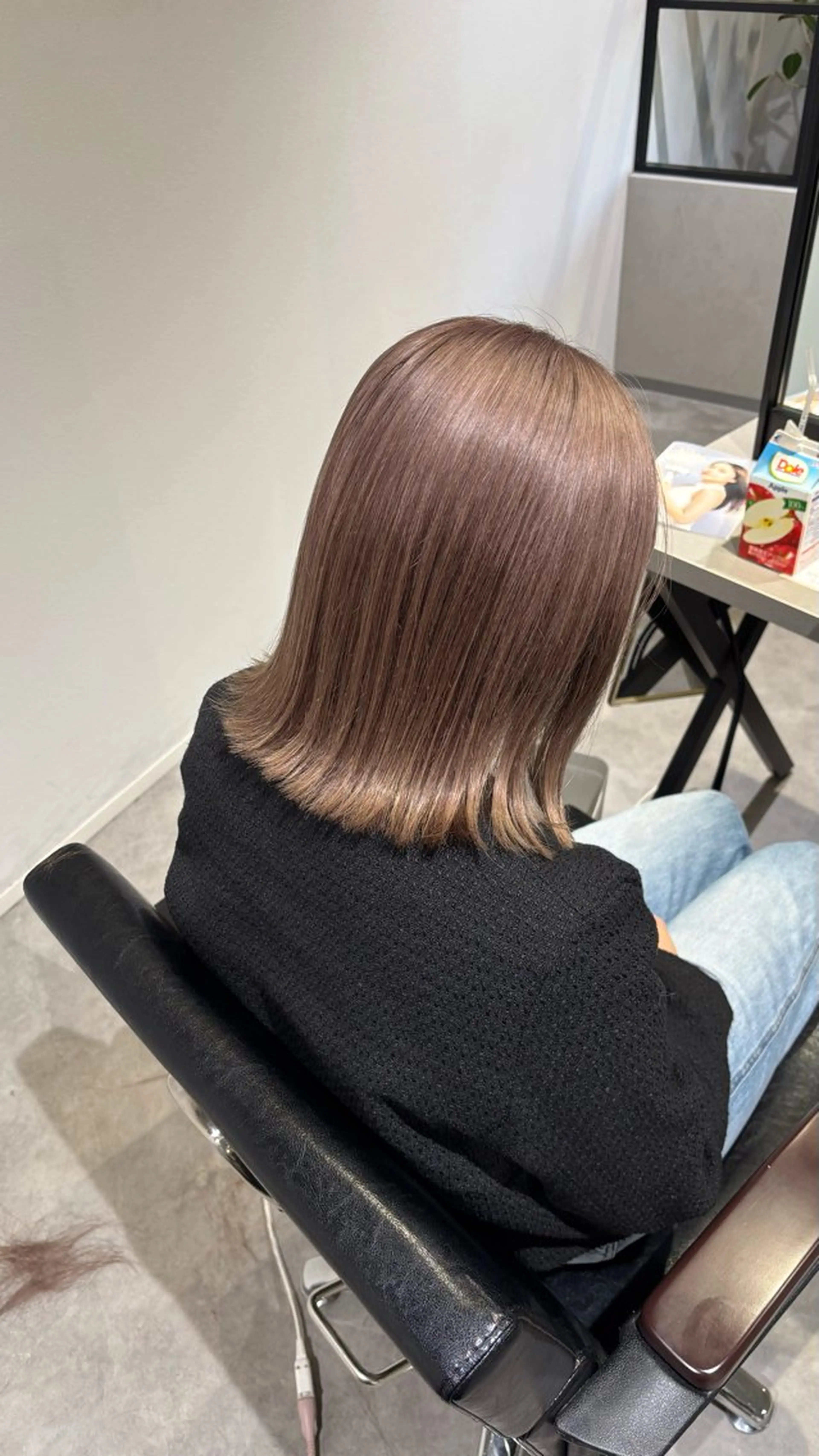 セミロング ヘアカラー トリートメント 長尾ゆりの/ボブ/ ベージュ/ハイトーンのヘアスタイル