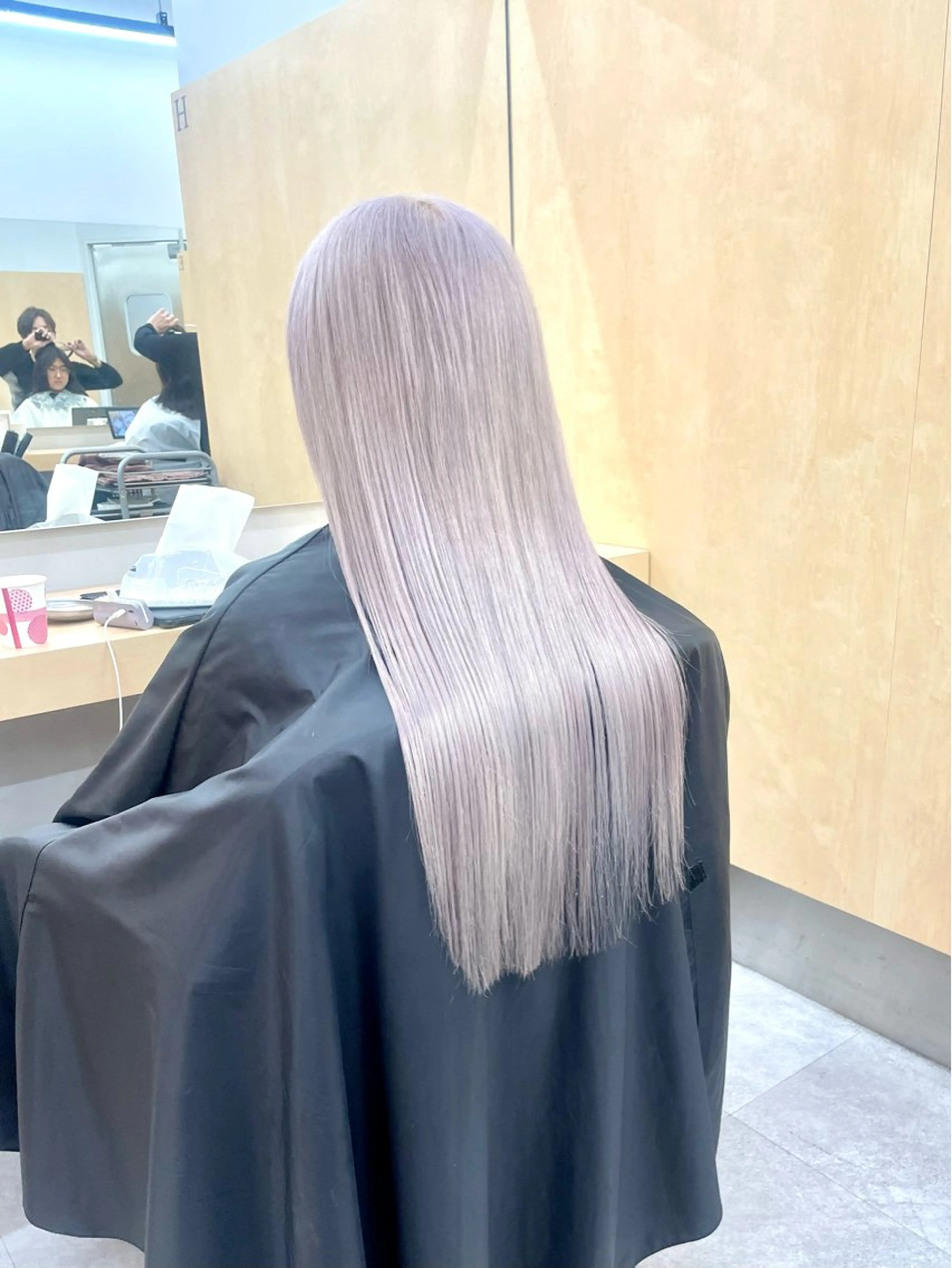 ロング カラー ヘアカラー トリートメント カット・ブリーチ TAIGAのヘアスタイル