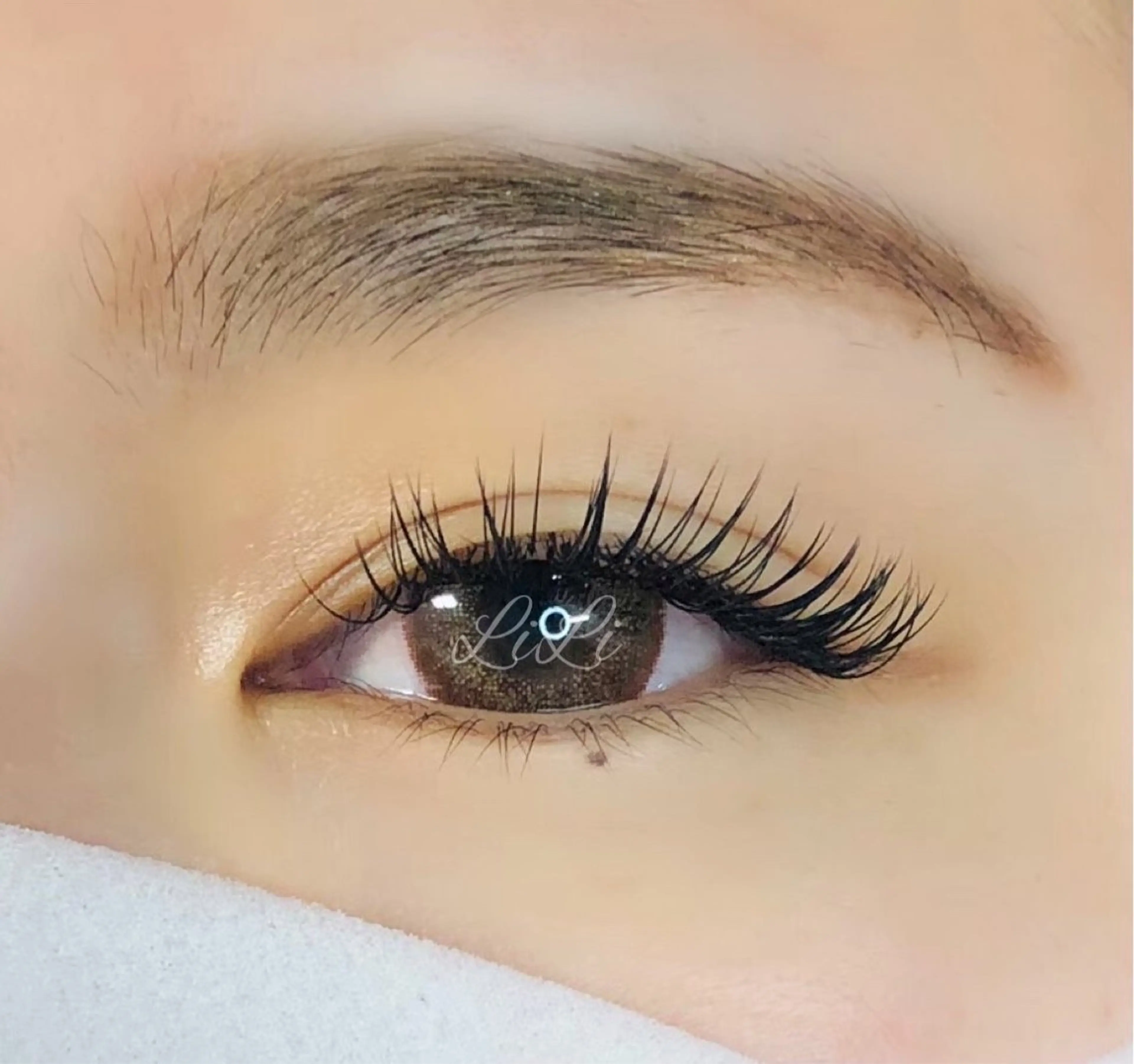 マツエク・マツパ フラットラッシュ まつげエクステLiLi所属・まつげエクステ LiLiのマツエク・マツパデザイン