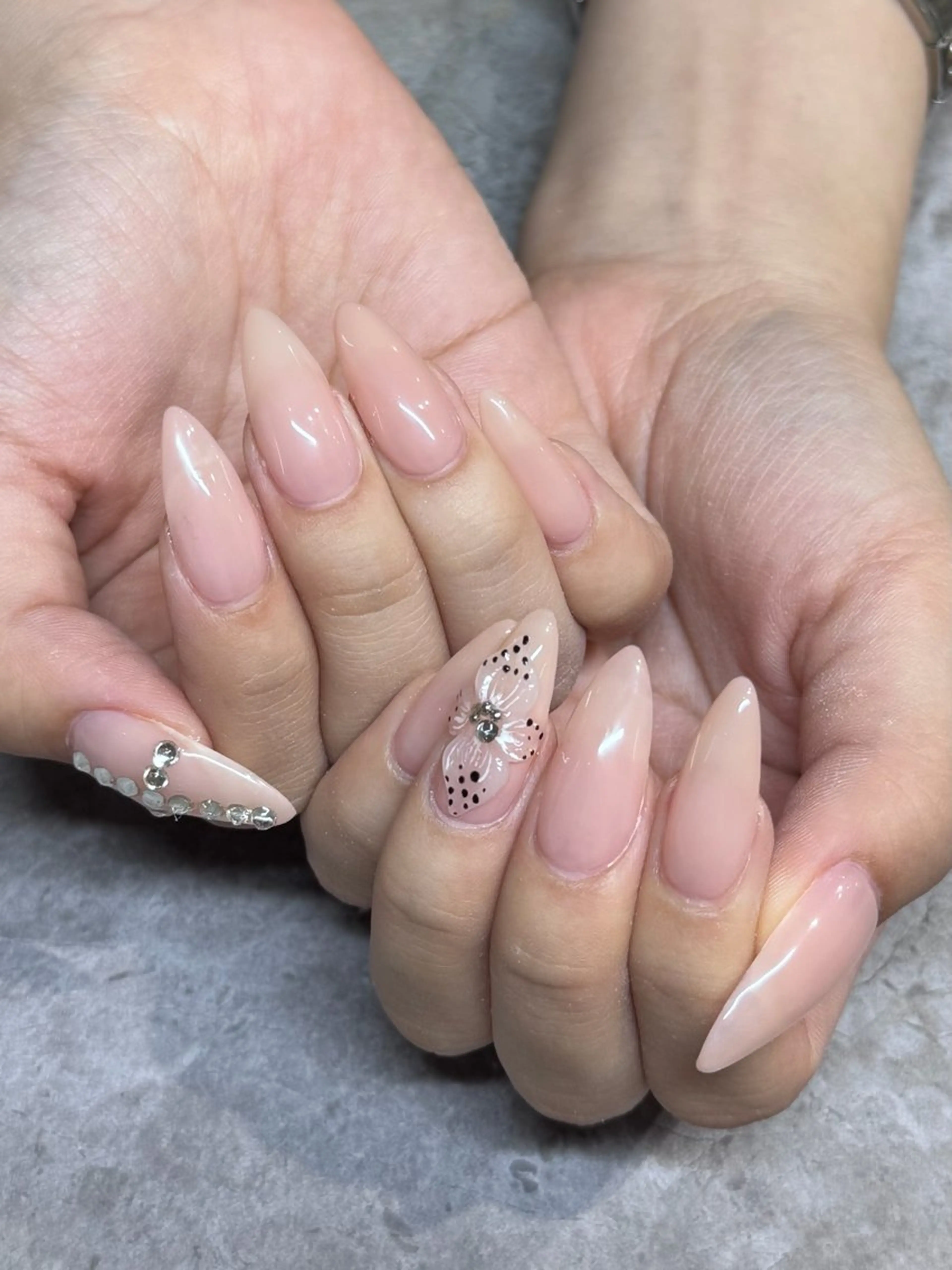 ネイル アートネイル ハンドネイル IROHA NAIL Mihoのネイルデザイン