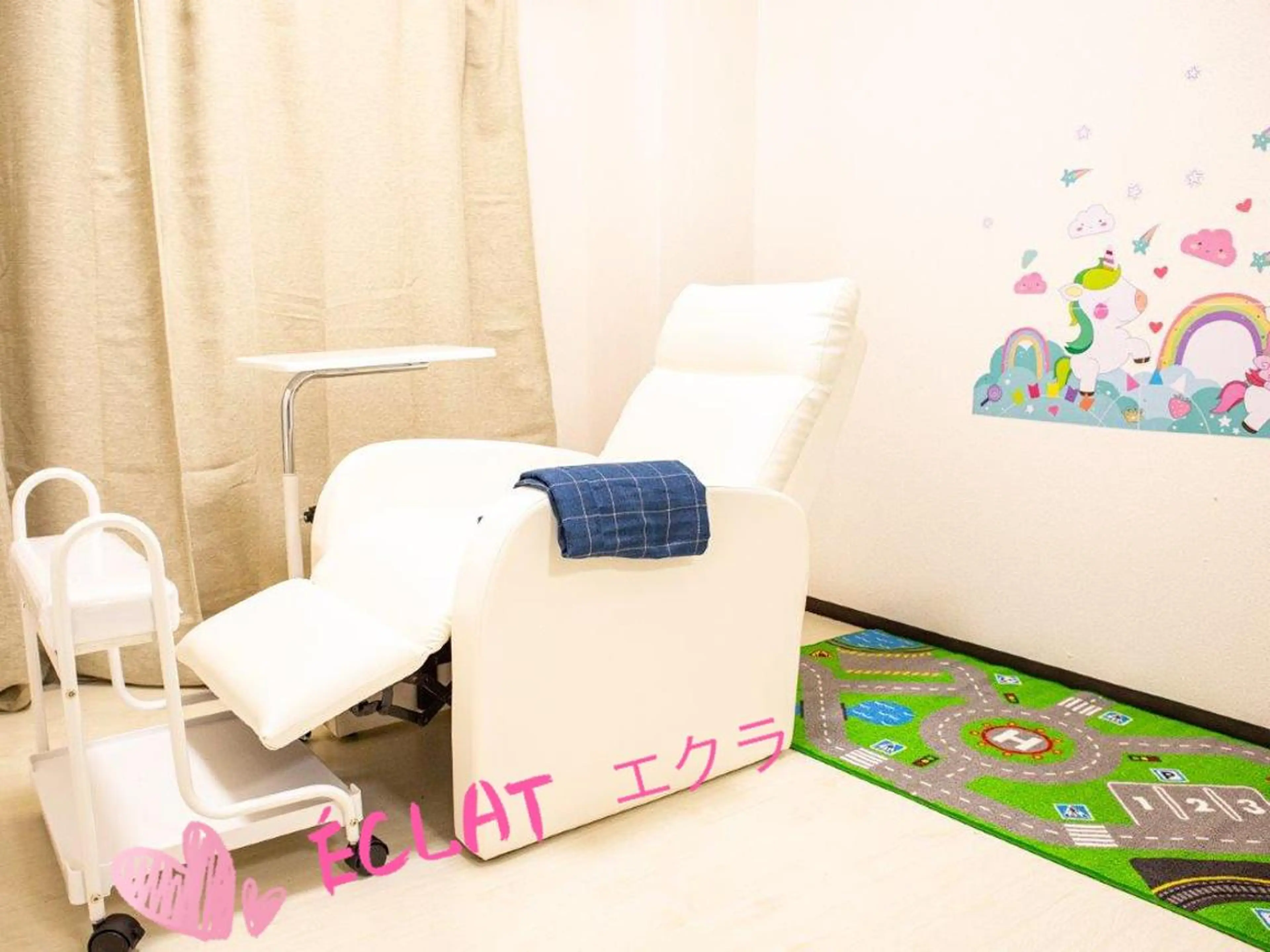 ネイル ネイルサロンエクラ 🫧Shizukaのネイルデザイン